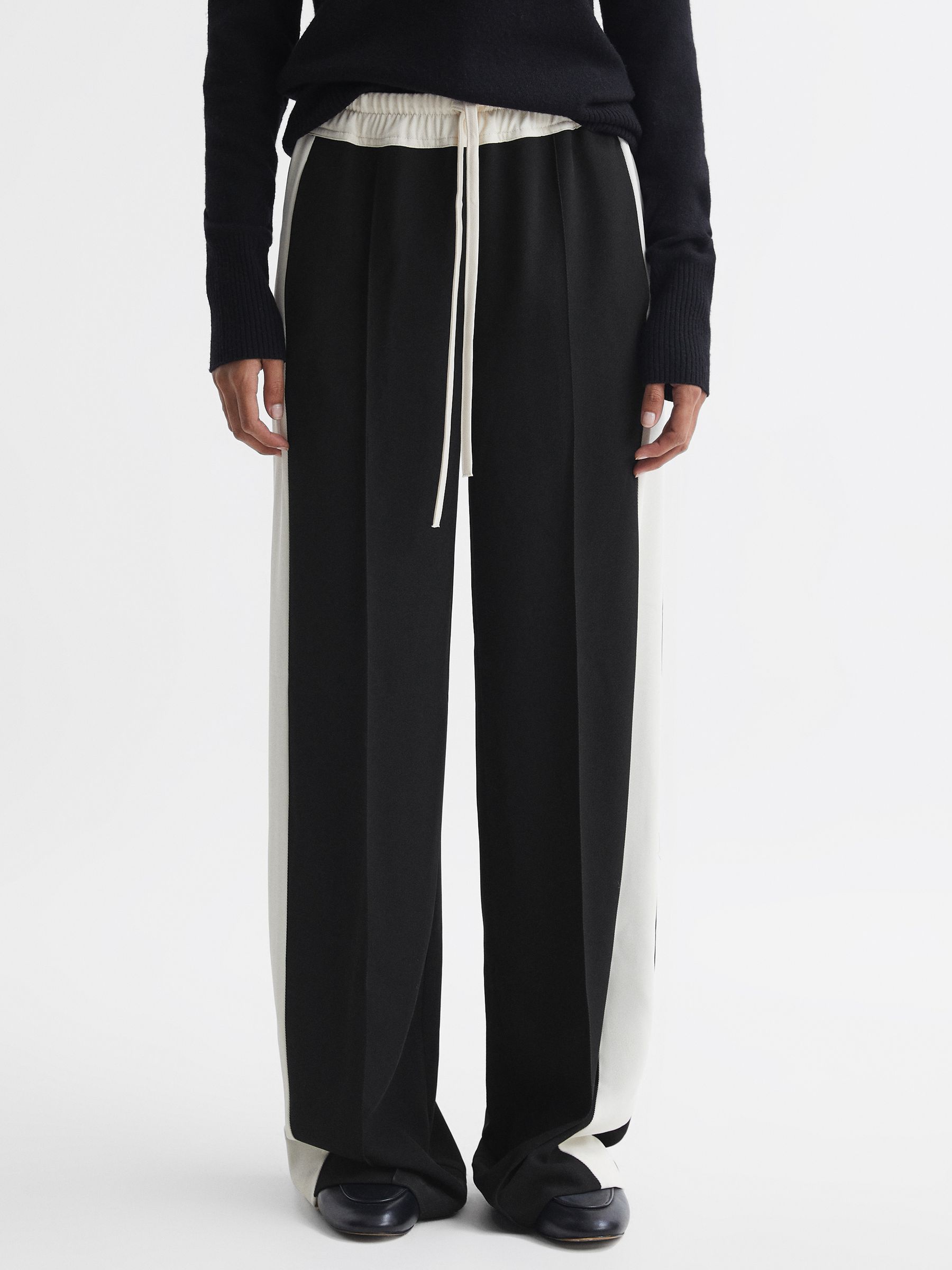 Petite Wide Leg Contrast Stripe Drawstring Trousers in Black - Image 3 of 7