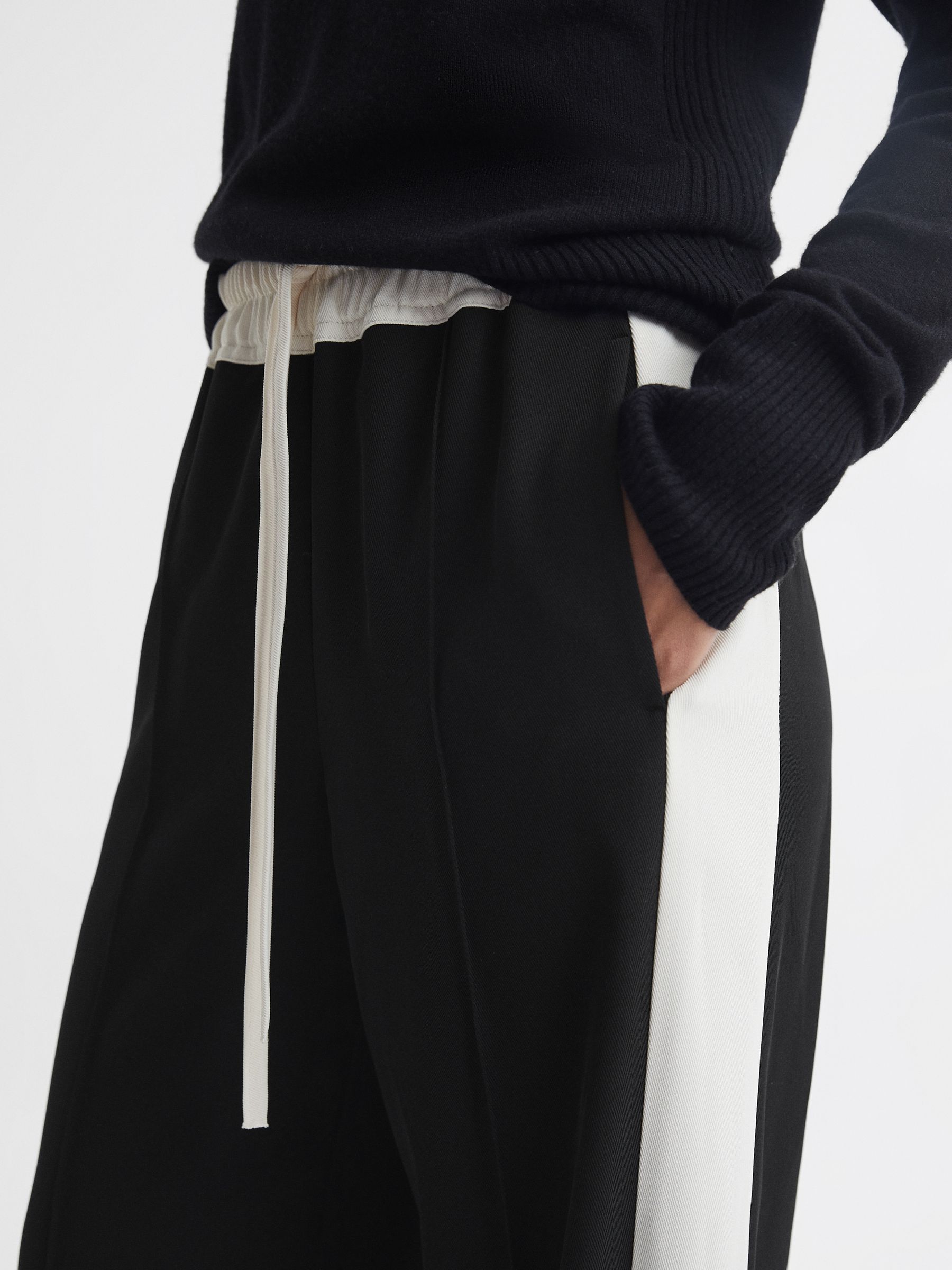 Petite Wide Leg Contrast Stripe Drawstring Trousers in Black - Image 4 of 7