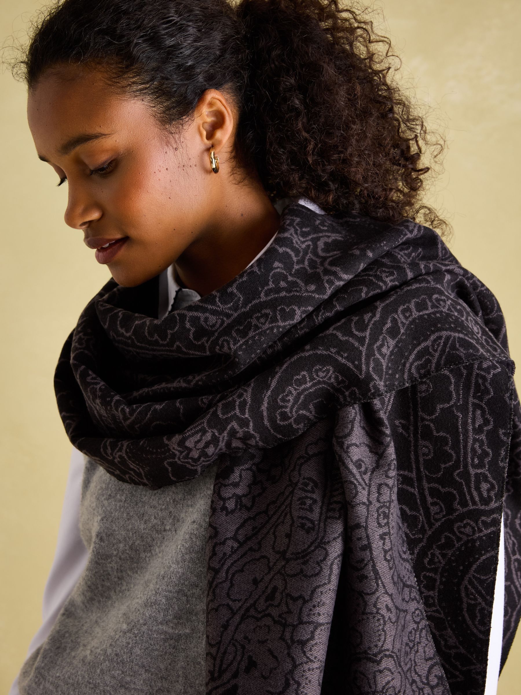 Elissa Black & Grey Double-Sided Jacquard Scarf - Image 2 of 6