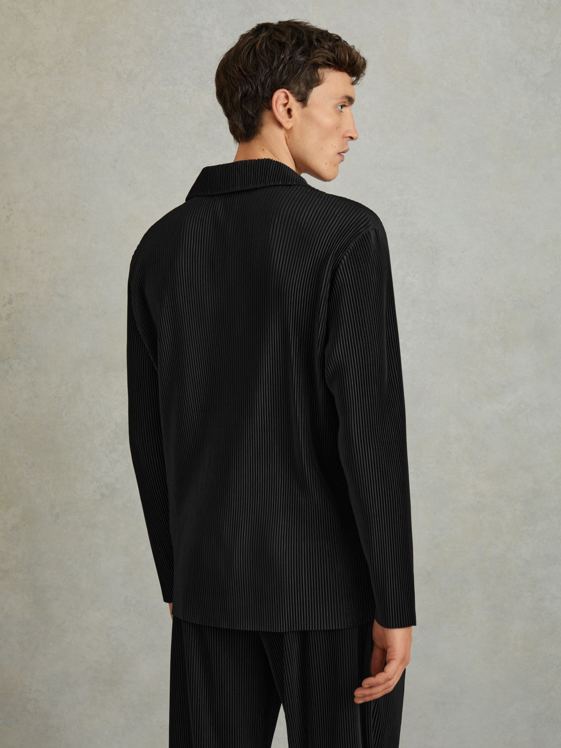Plisse Cuban Collar Shirt in Black - Image 4 of 5