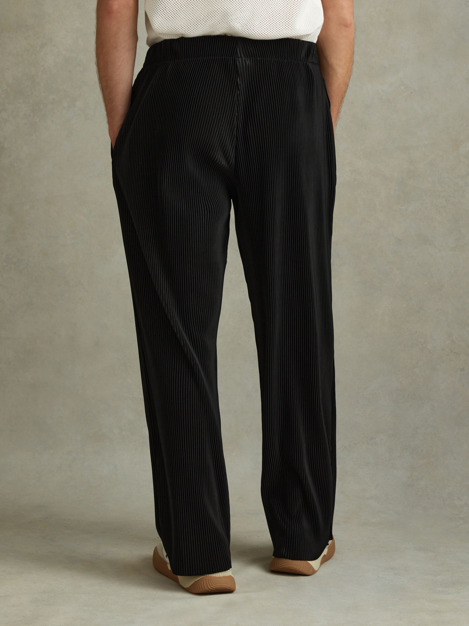 Elasticated Plisse Trousers in Black - Image 4 of 5