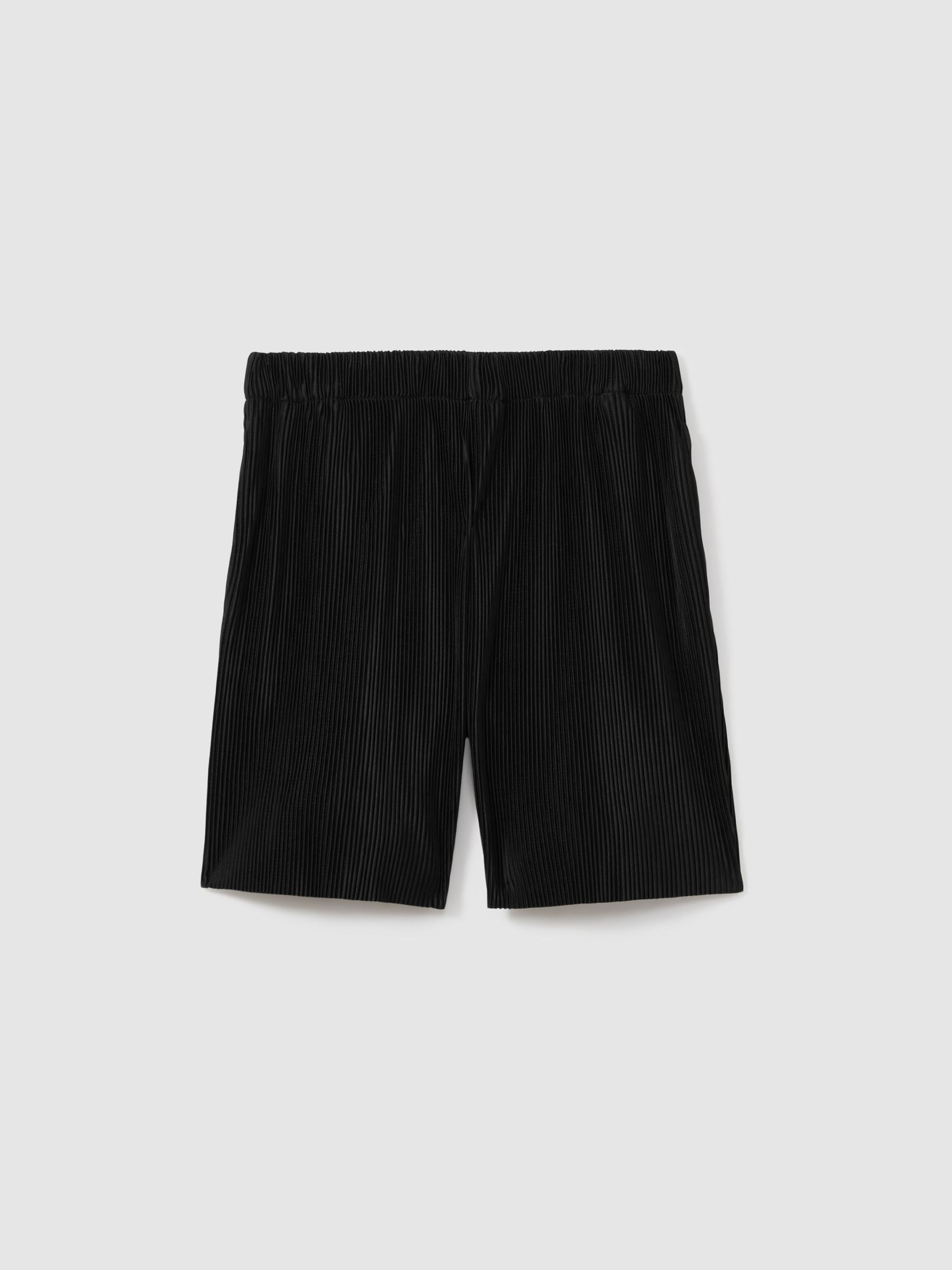 Elasticated Plisse Shorts in Black - Image 2 of 5