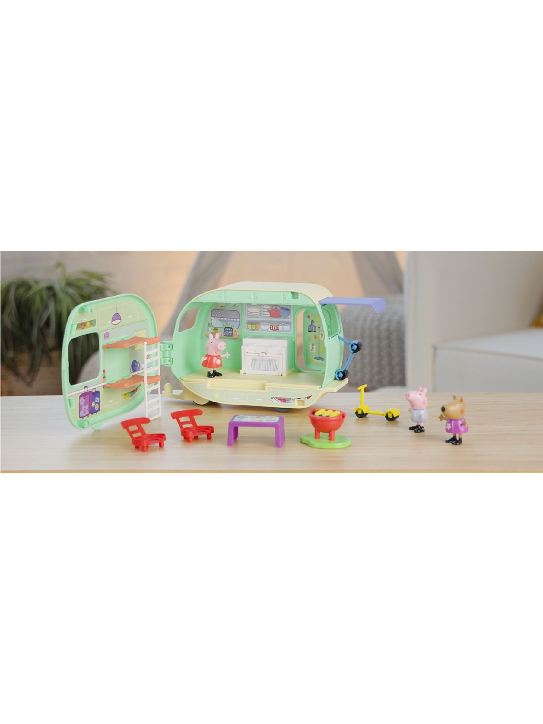 Peppa Pig Peppa's Caravan Toy - Image 5 of 5