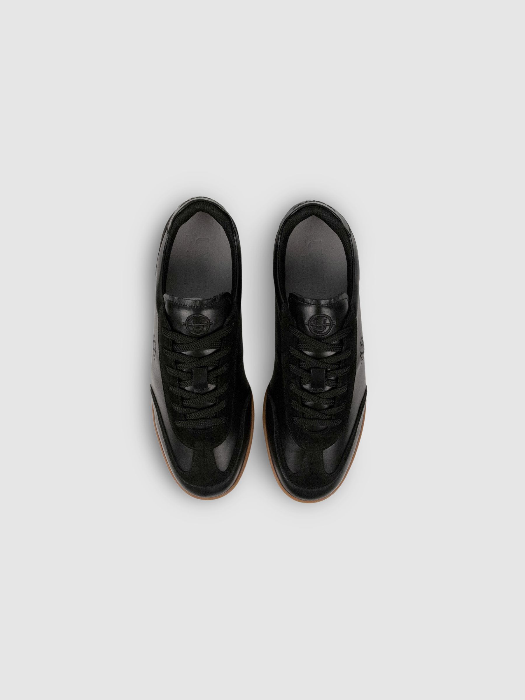Unseen Footwear Leather Suede Trainers in Black - Image 2 of 5