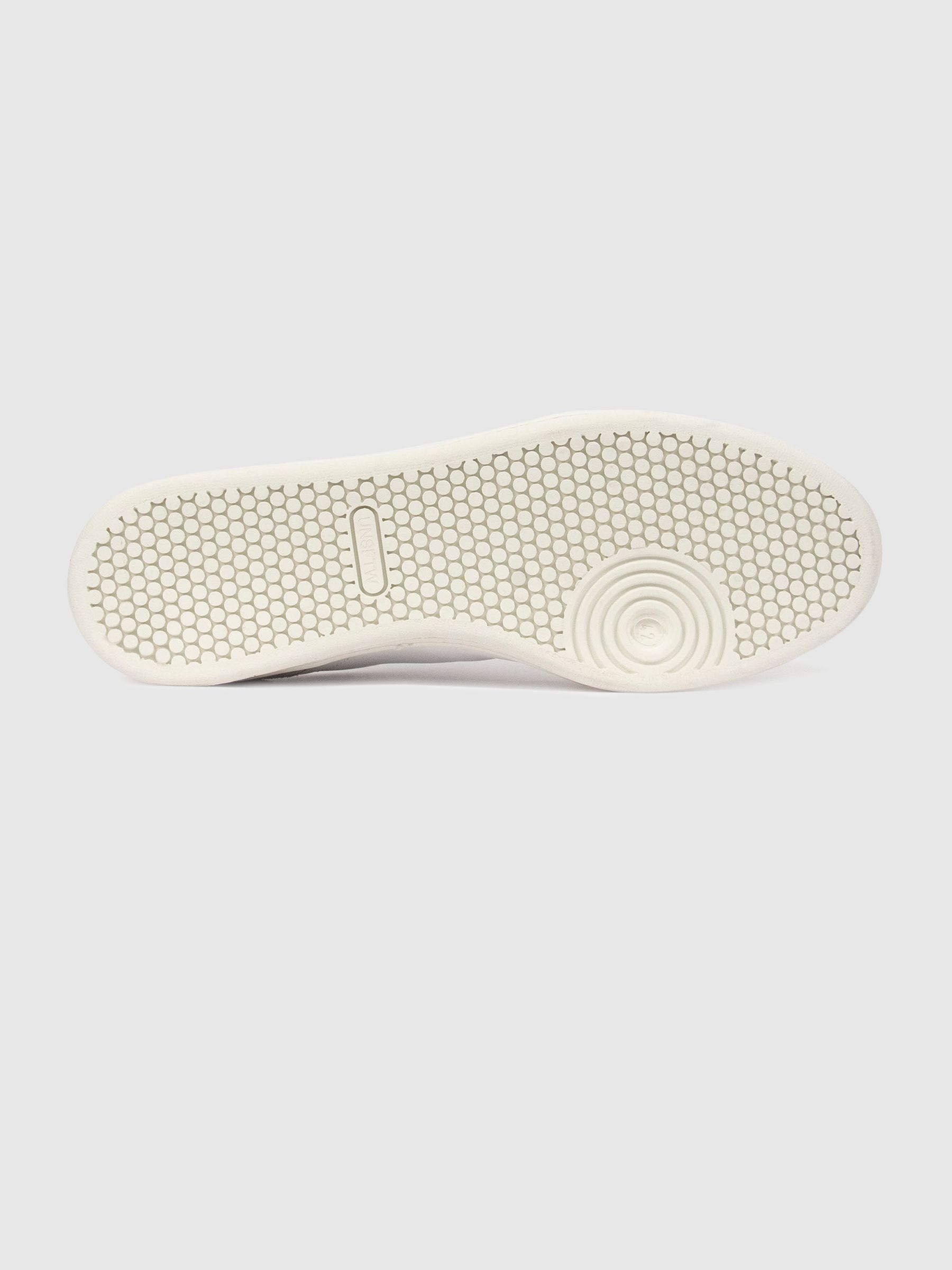 Unseen Footwear Leather Suede Trainers in Grey/White - Image 5 of 5