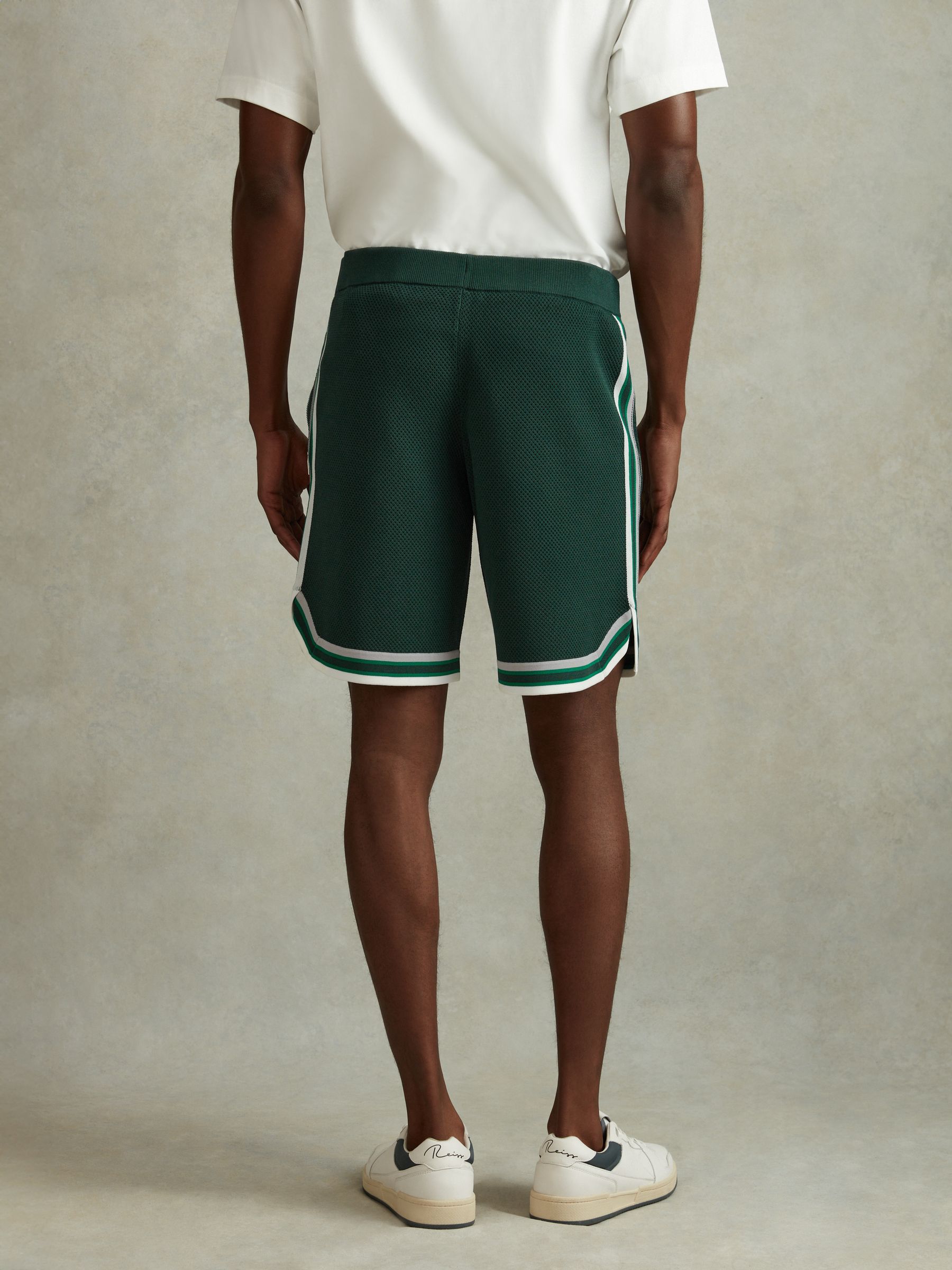 Knitted Elasticated Waist Shorts in Green Multi - Image 5 of 6