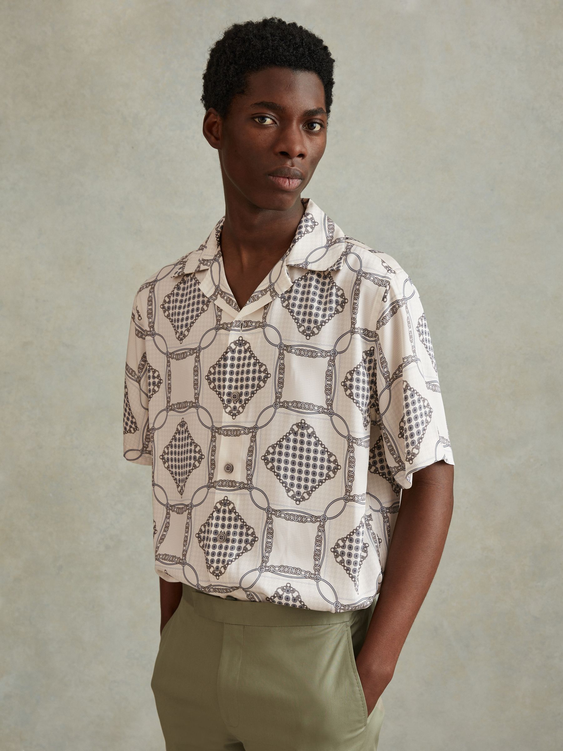 Relaxed Chain Print Cuban Collar Shirt in Silver - Image 4 of 6