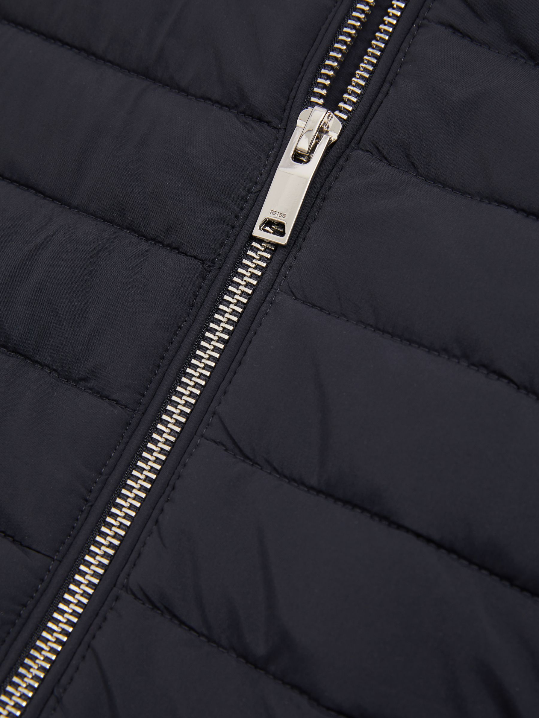 Reiss Hybrid Quilt and Interlock Zip Jacket in Navy | REISS