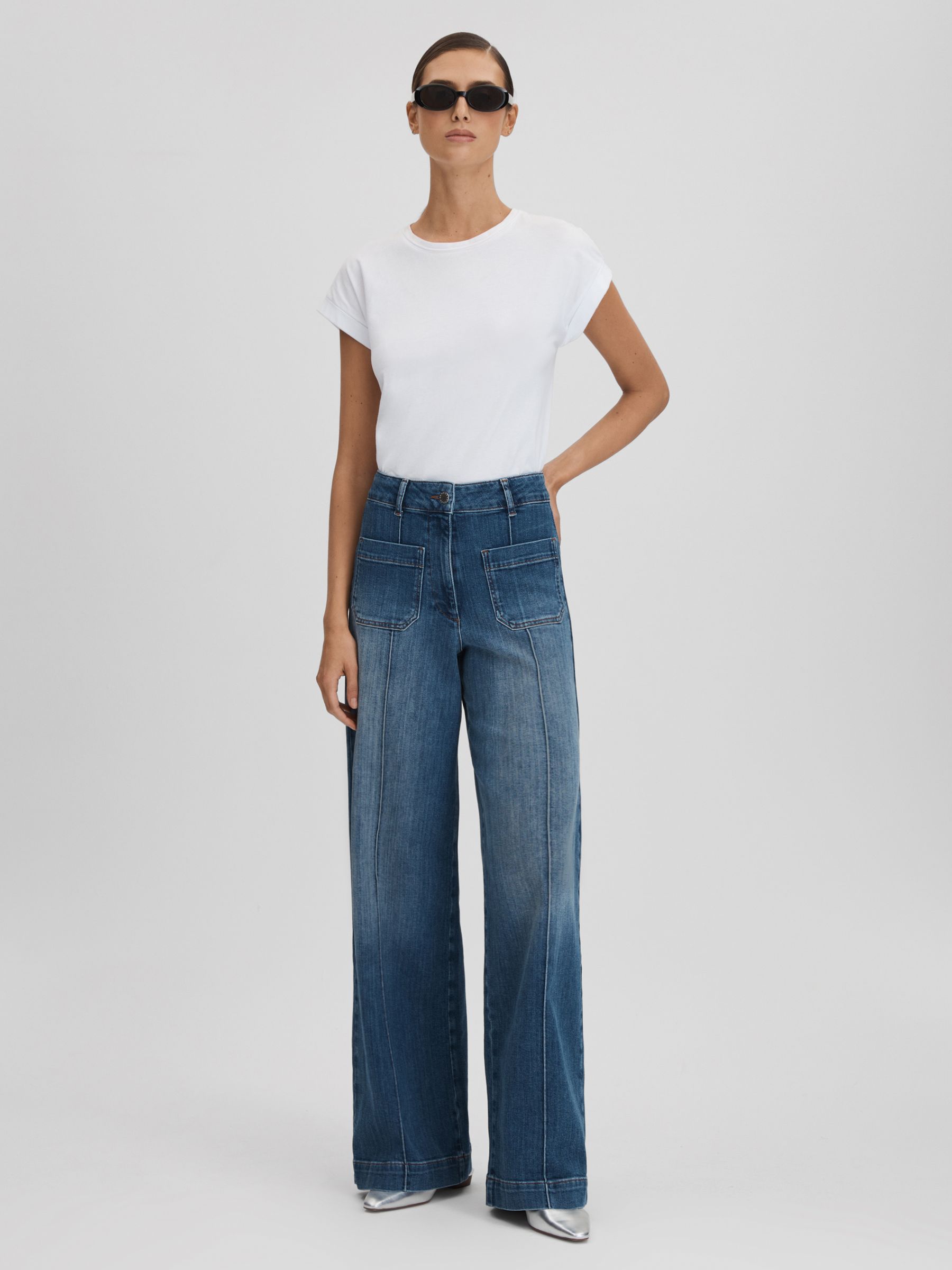 Petite Front Pocket Wide Leg Jeans in Mid Blue - Image 6 of 7