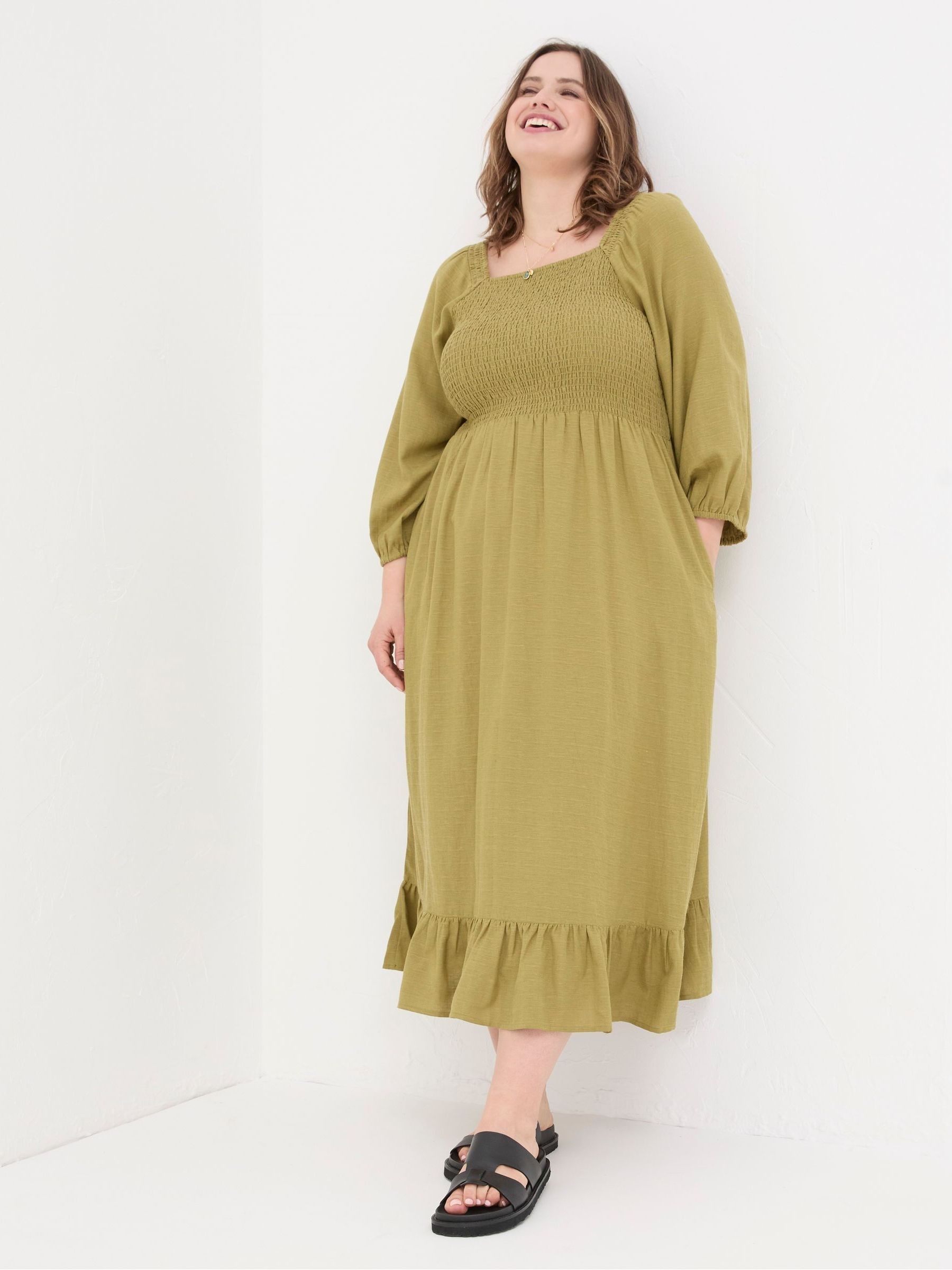 Adele Green Midi Dress With Linen - Image 6 of 7