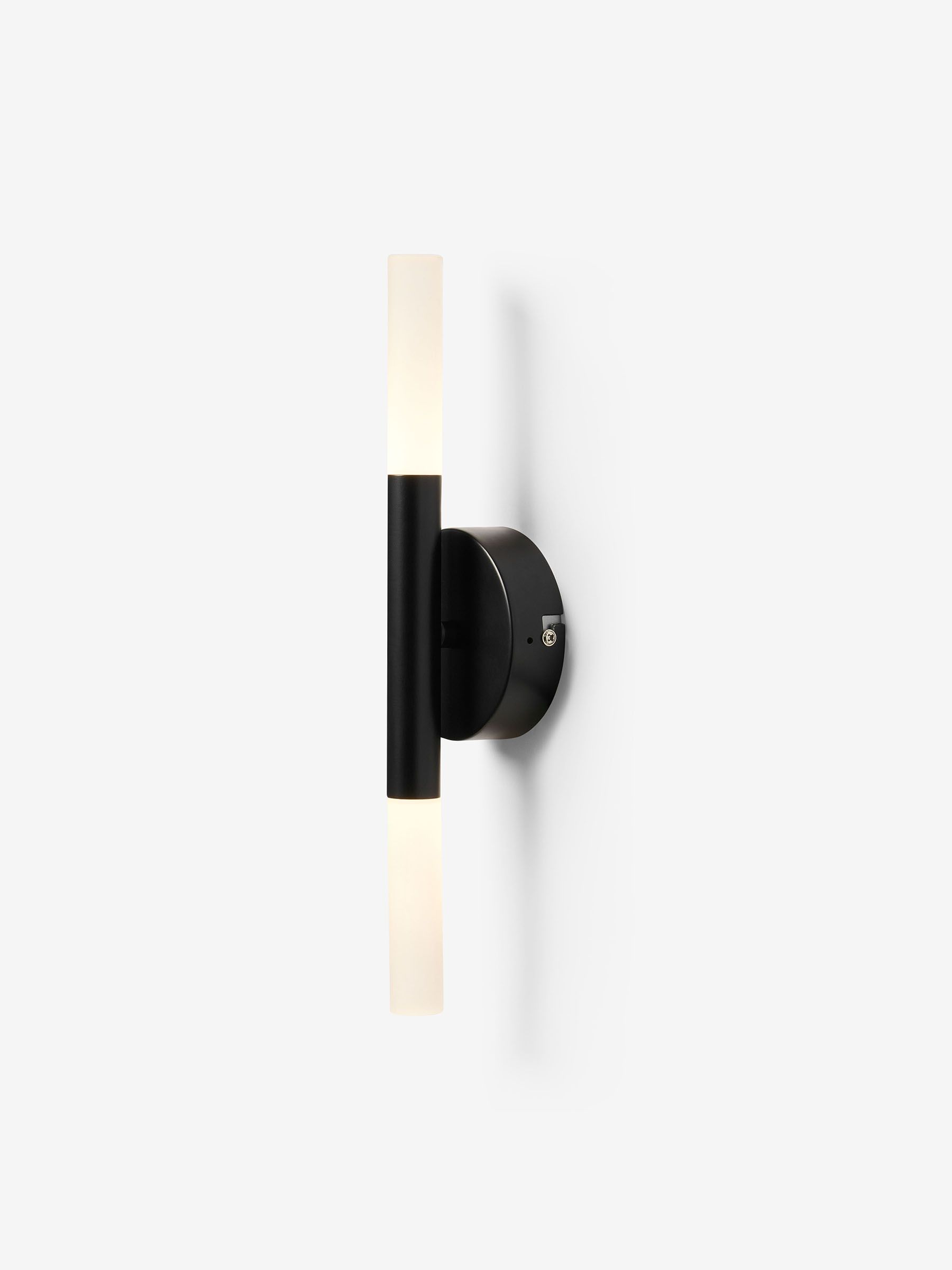 Wanda Wall Light in Black - Image 2 of 3