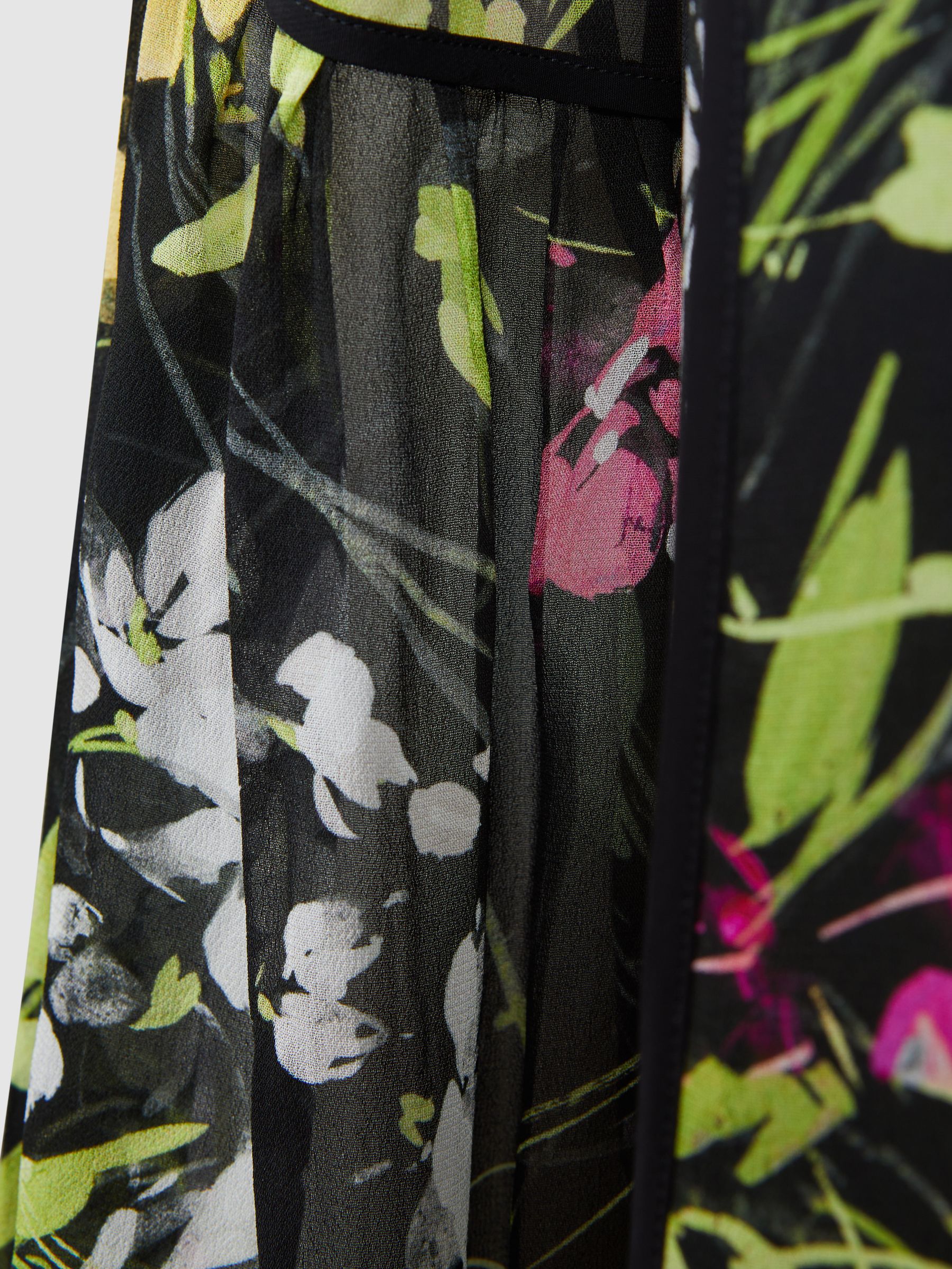 Florere Printed Maxi Dress in Black - Image 5 of 5