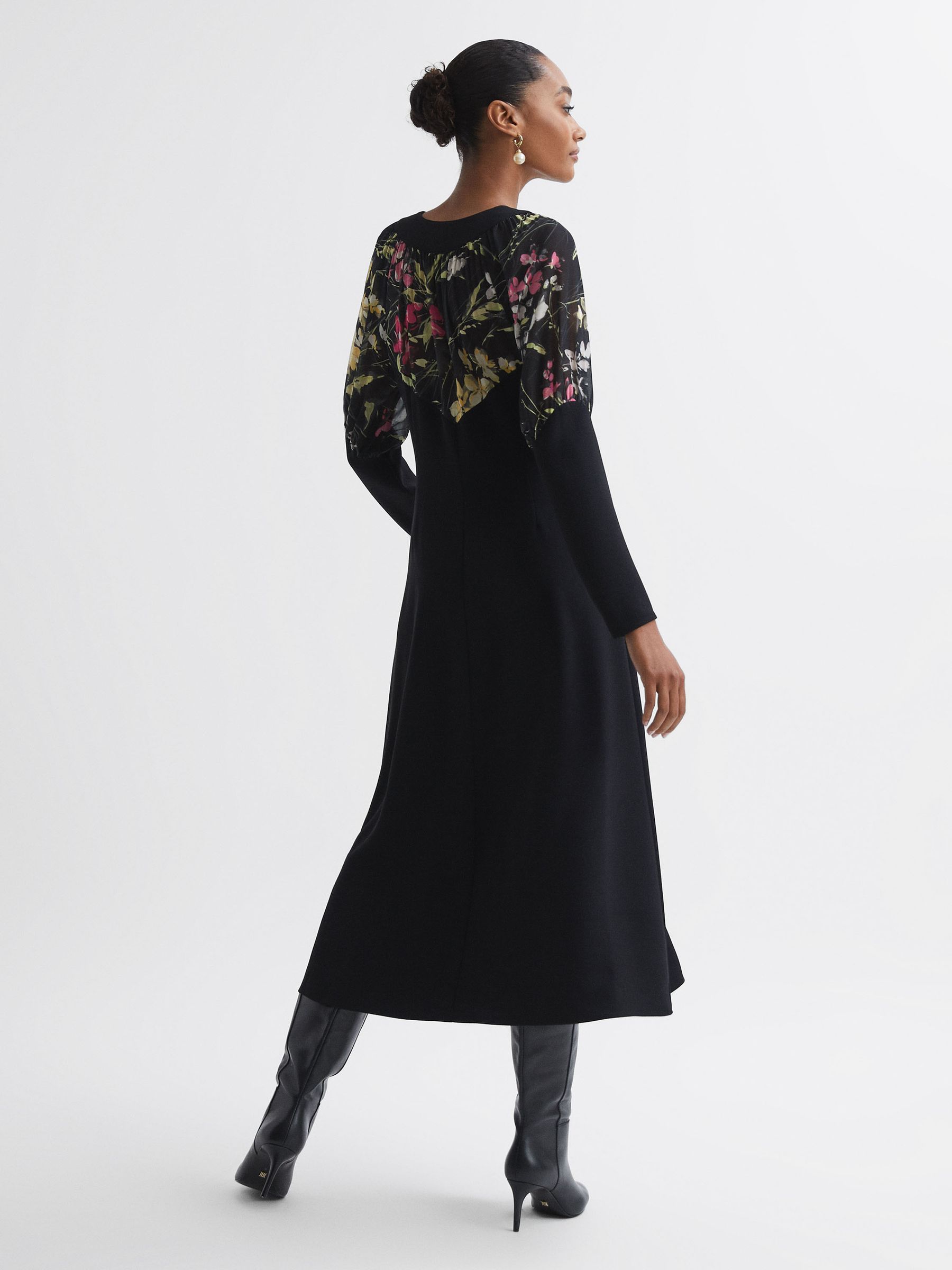 Florere Print Sleeve Midi Dress in Black - Image 4 of 5