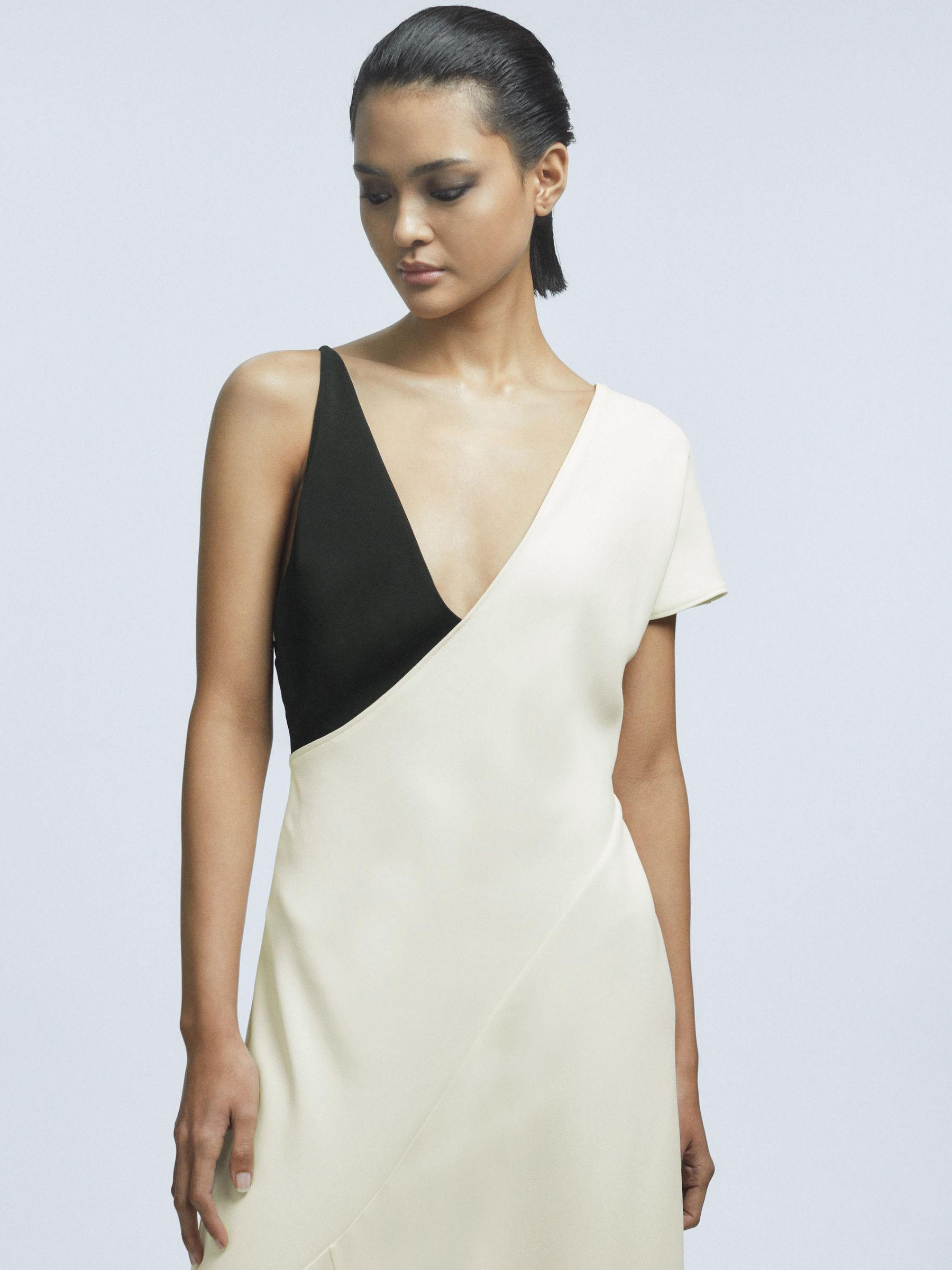 Colourblock Midi Dress in Black/White - Image 3 of 6