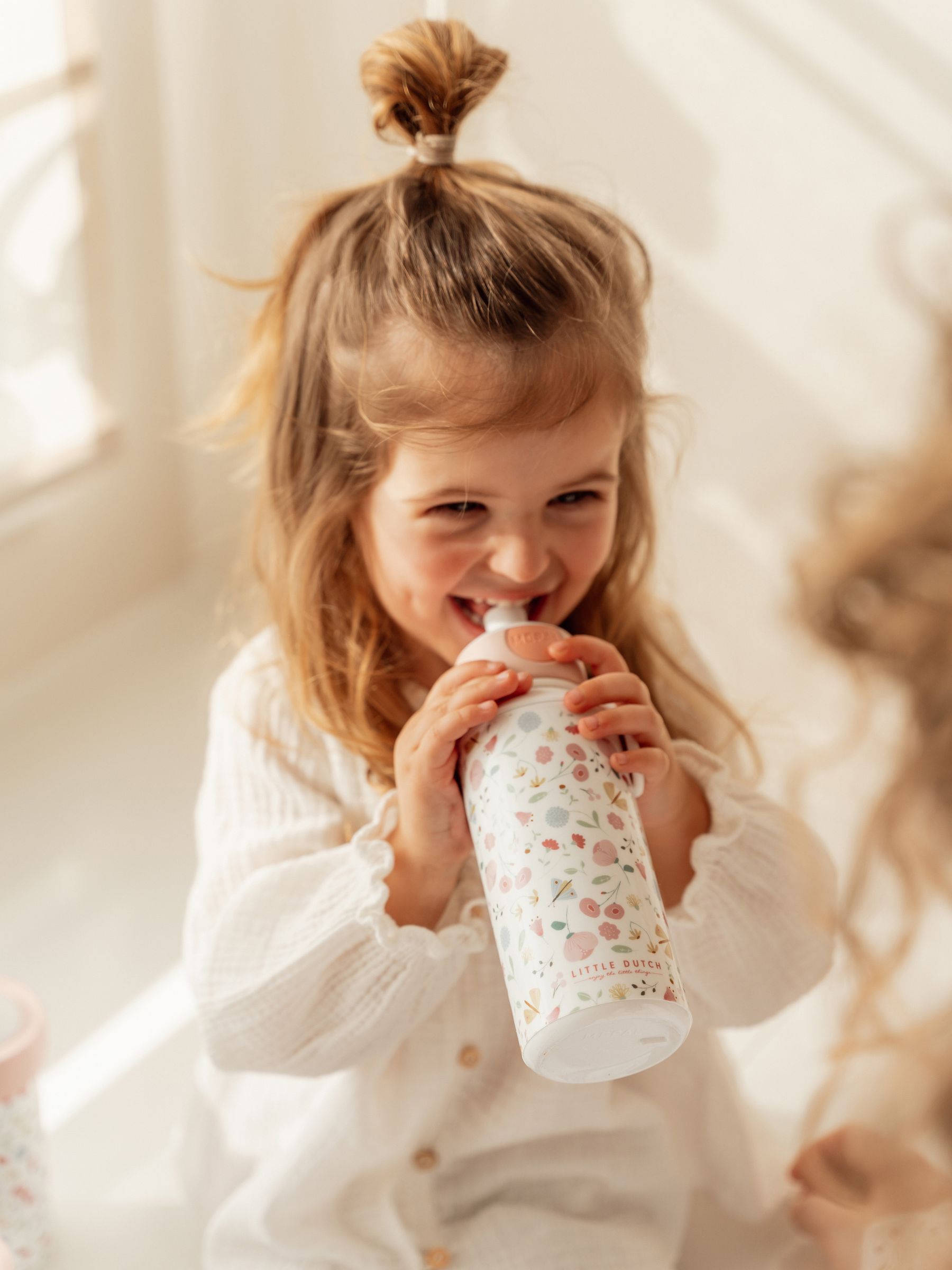 Little Dutch Pop-Up Drinking Bottle - Image 6 of 6