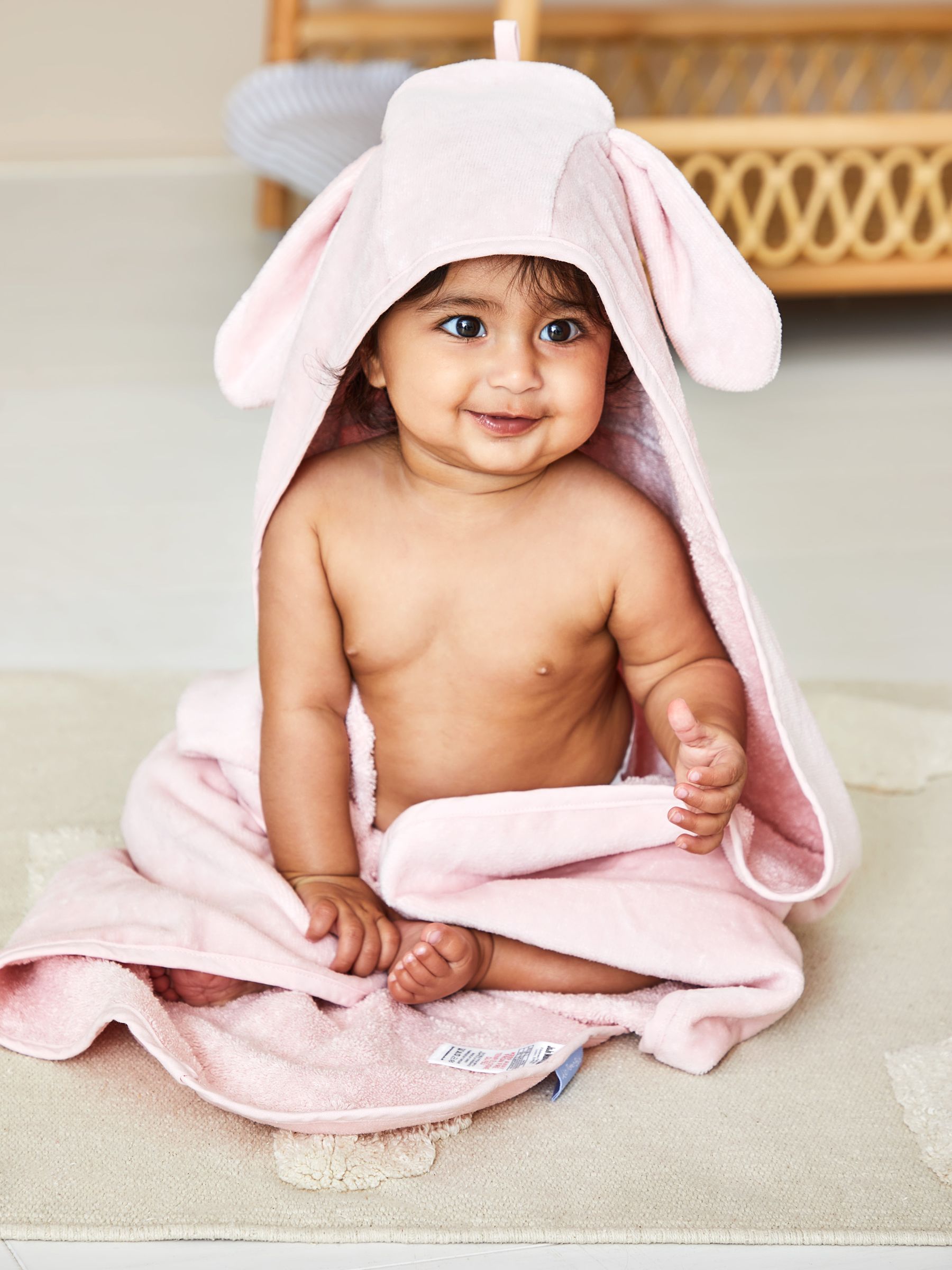 Personalised Bunny Hooded Towel - Image 2 of 5