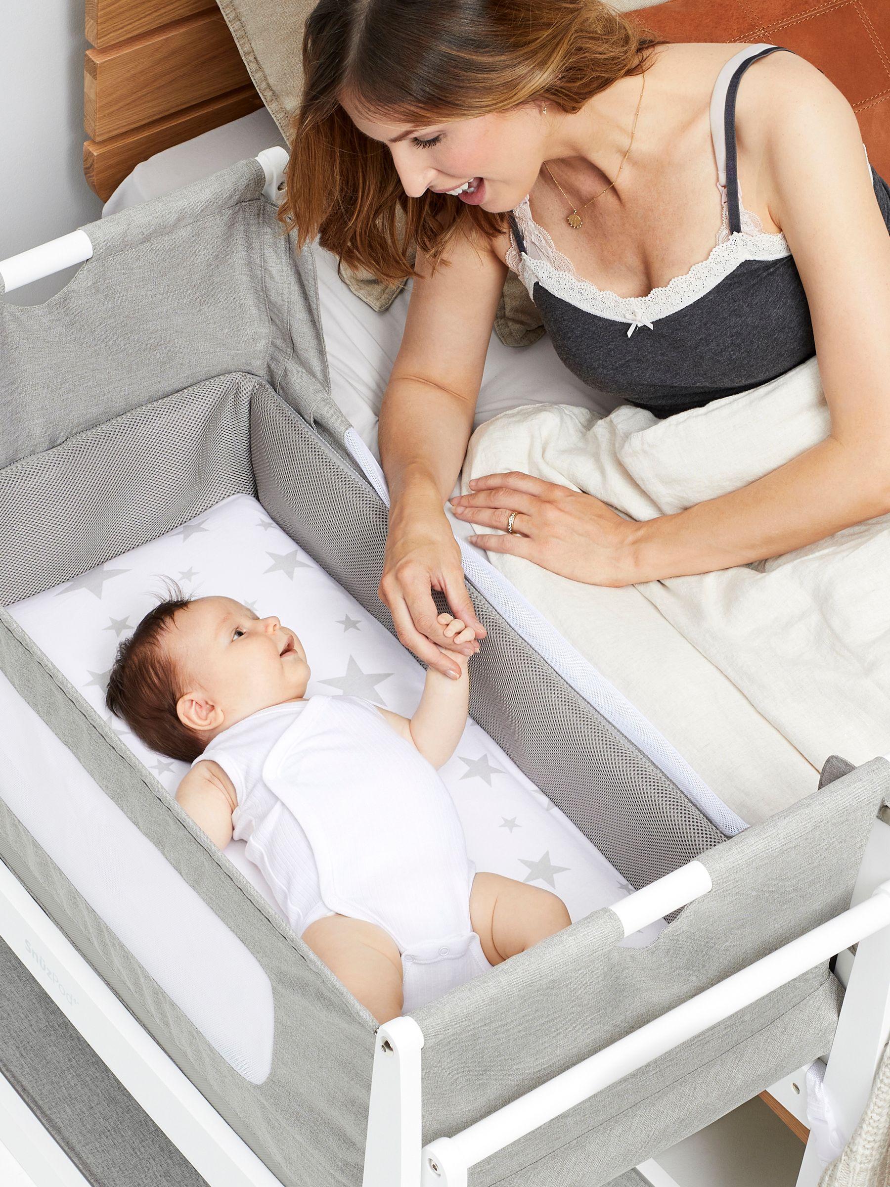 Grey/White SnuzPod 4 Bedside Crib - Image 2 of 7