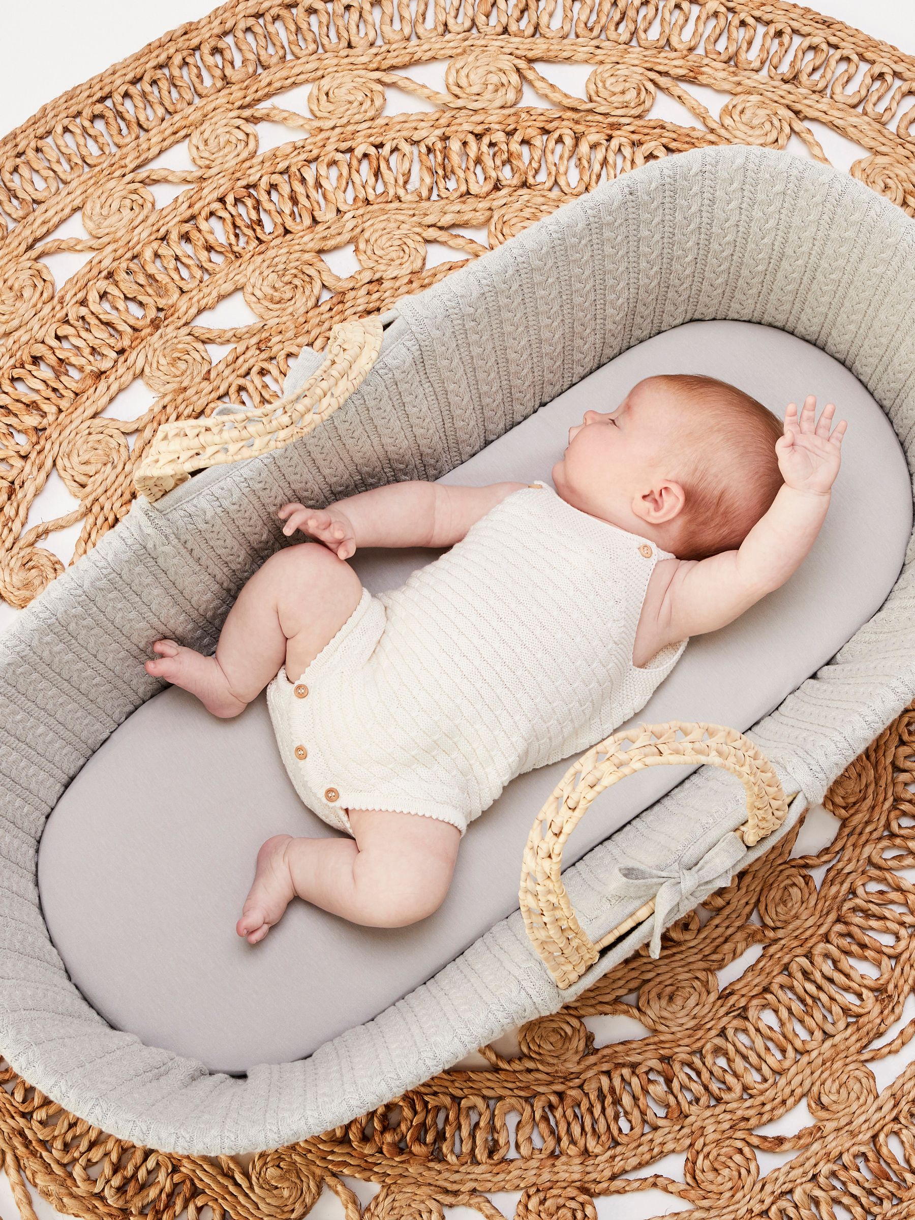The Little Green Sheep Organic Knitted Moses Basket & Mattress - Image 1 of 5