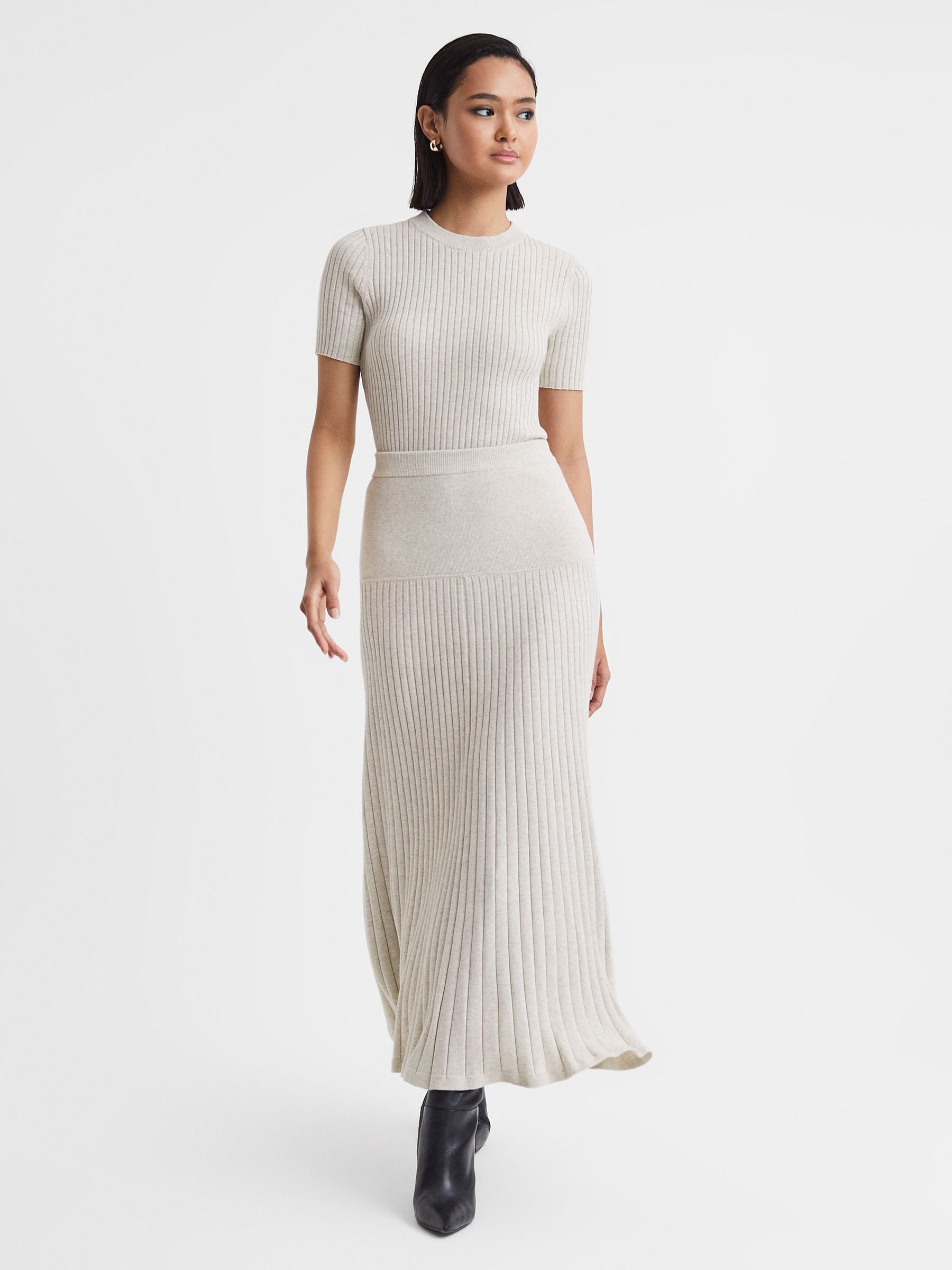 Anna Quan Cotton Ribbed Maxi Skirt in Ecru - Image 3 of 6