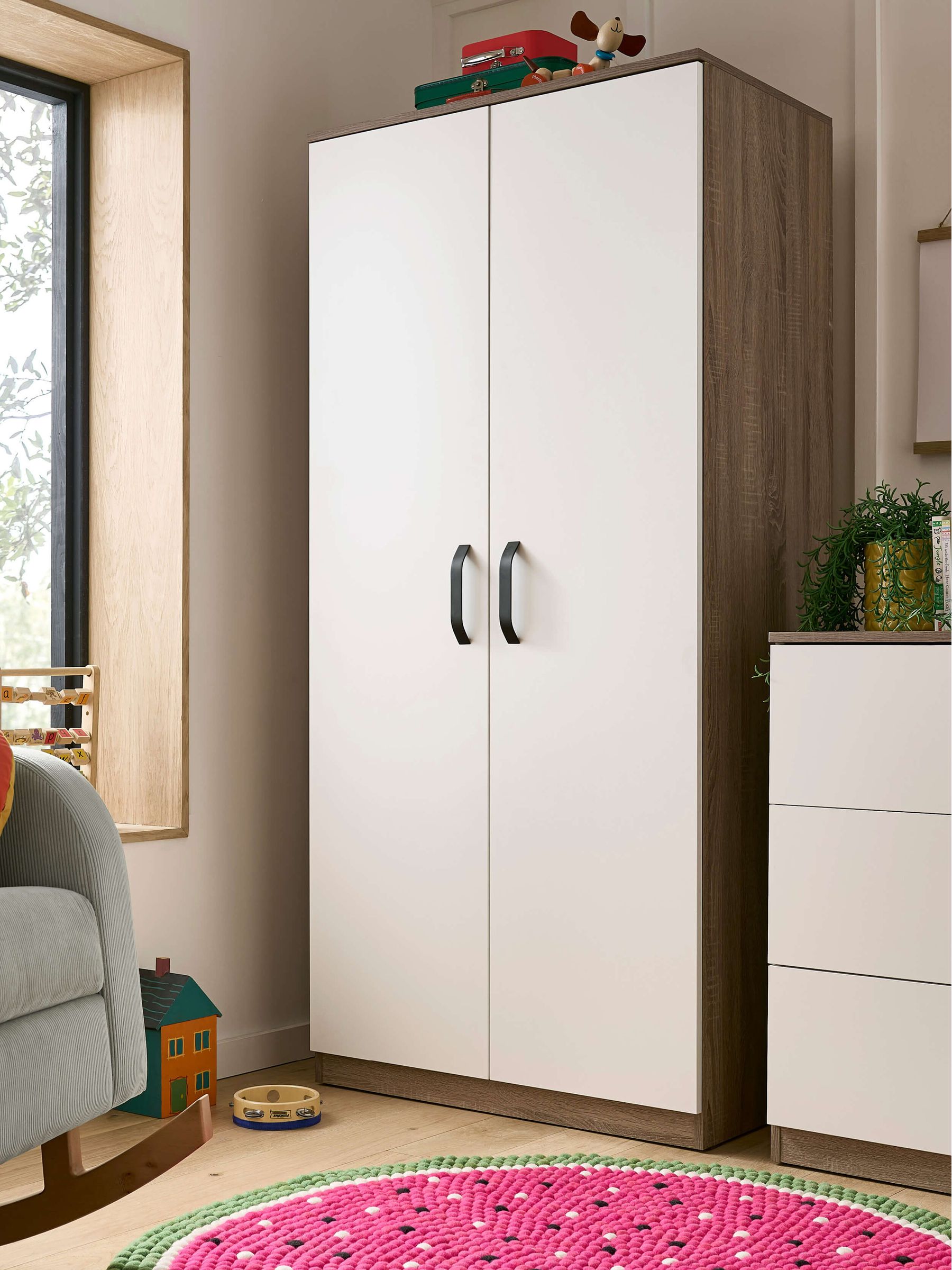 Cuddleco Enzo 3pc Set 3 Drawer Dresser, Cot Bed and Wardrobe - Image 5 of 10