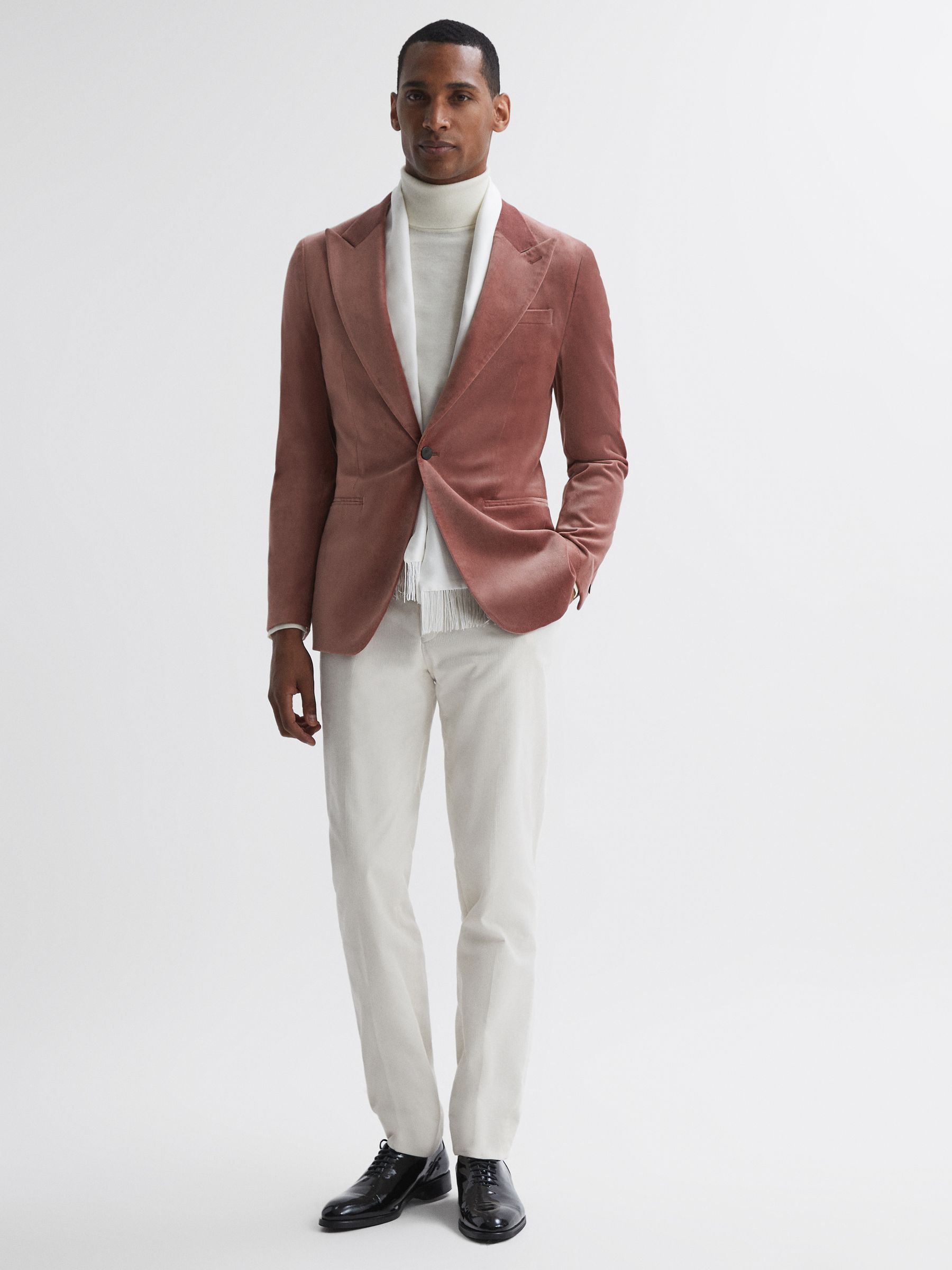 Slim Fit Velvet Single Breasted Blazer in Dusty Pink - Image 3 of 7