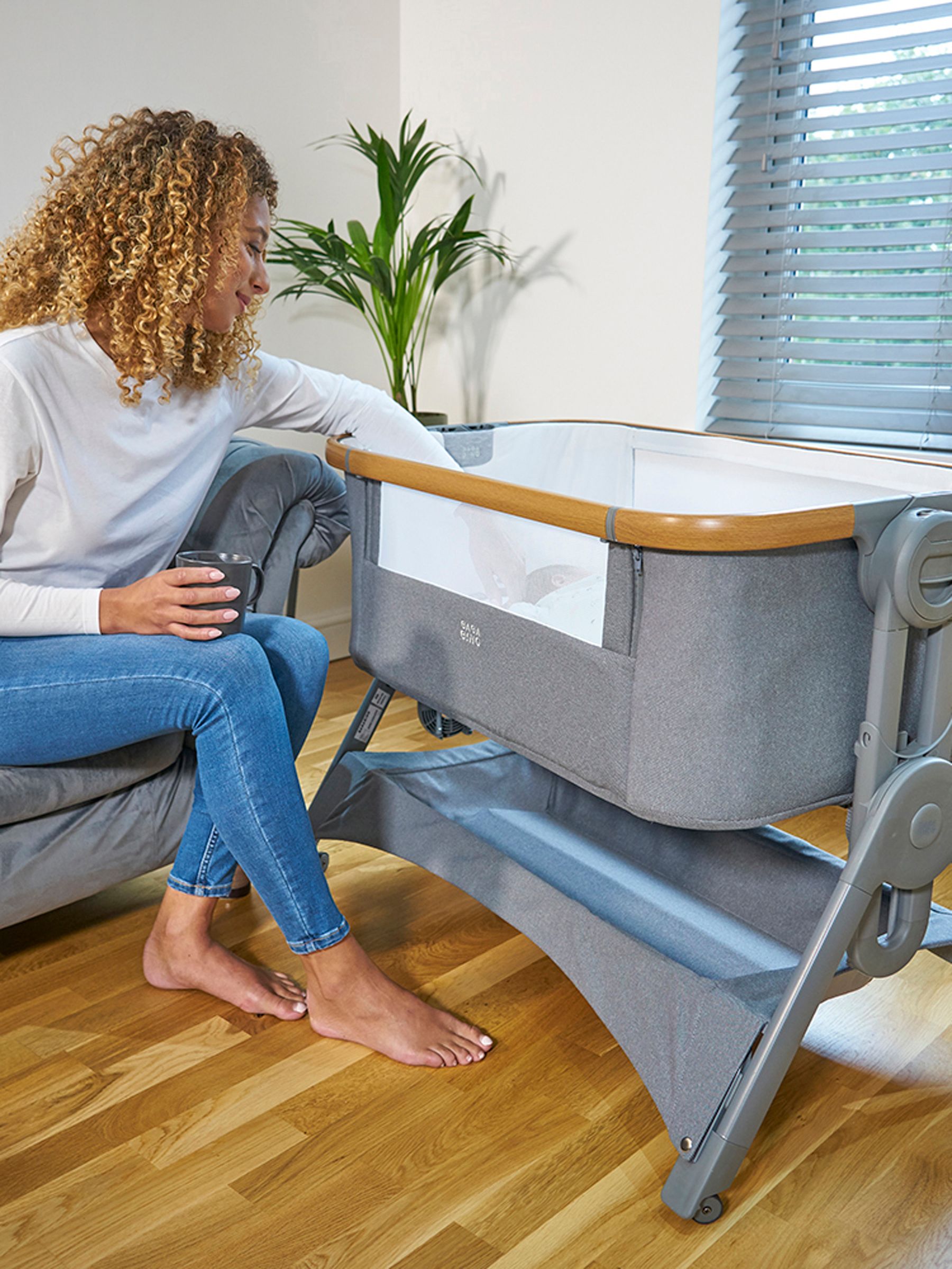 Bababing Hybrid Next to me Travel Bedside Crib - Image 10 of 10
