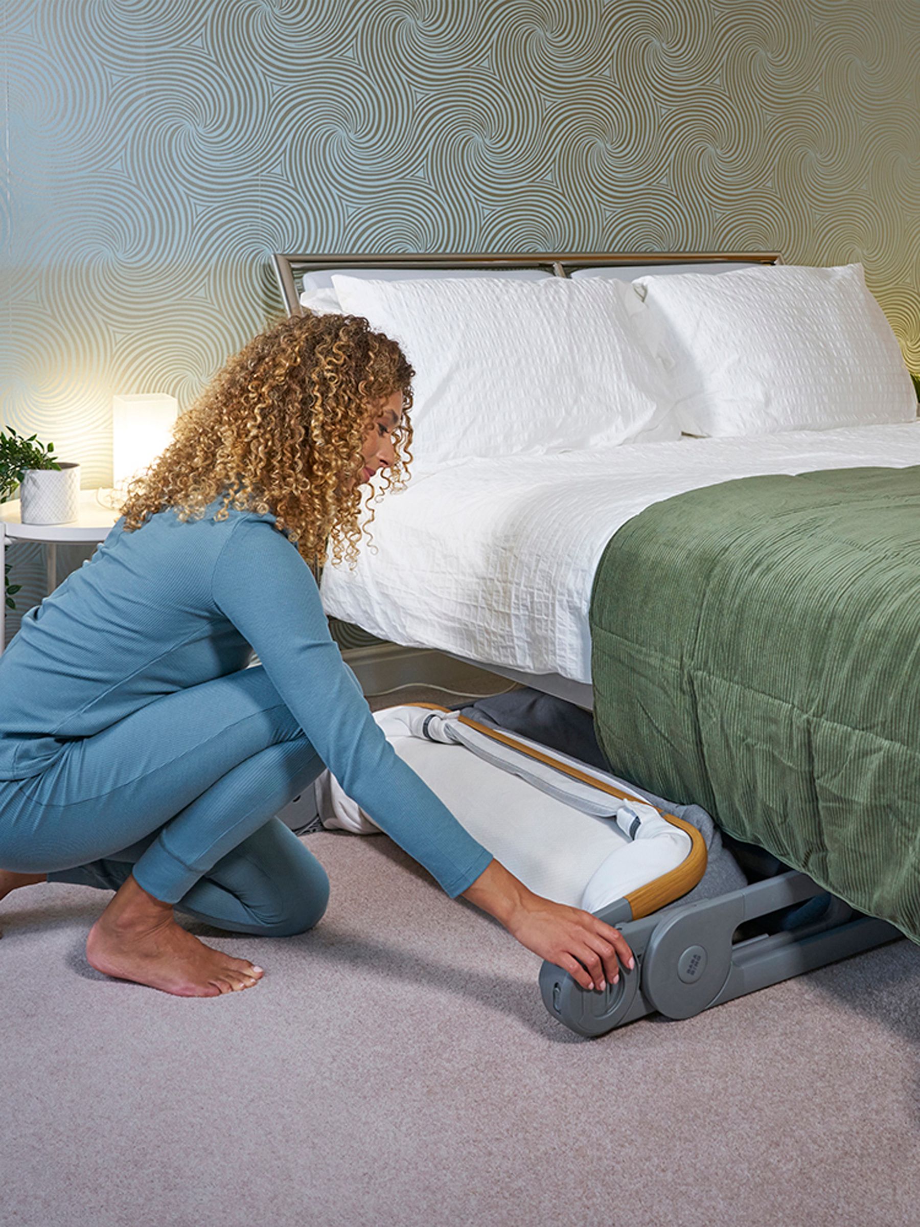 Bababing Hybrid Next to me Travel Bedside Crib - Image 9 of 10