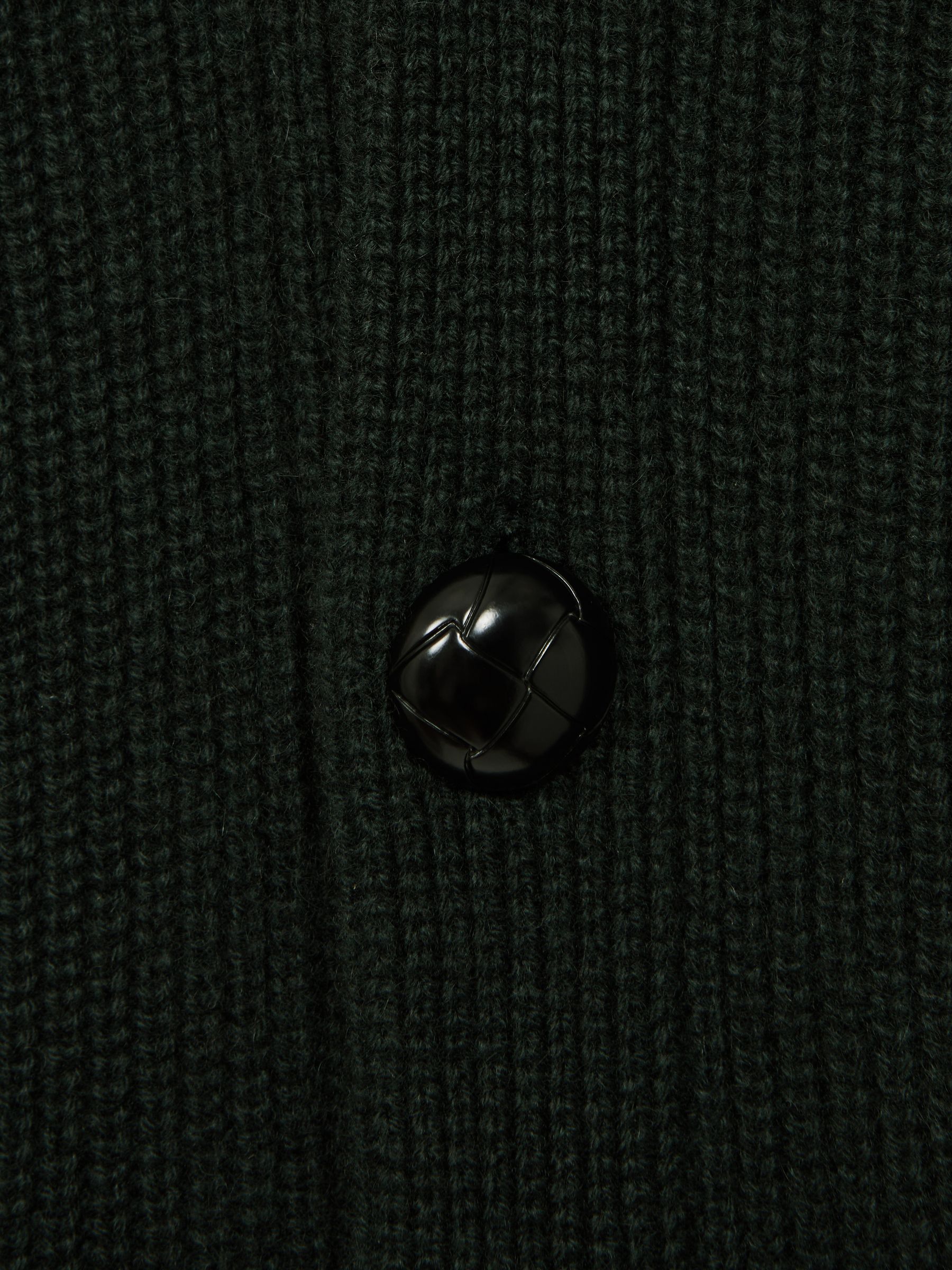 Atelier Cashmere Button-Through Cardigan in Forest Green - Image 7 of 7