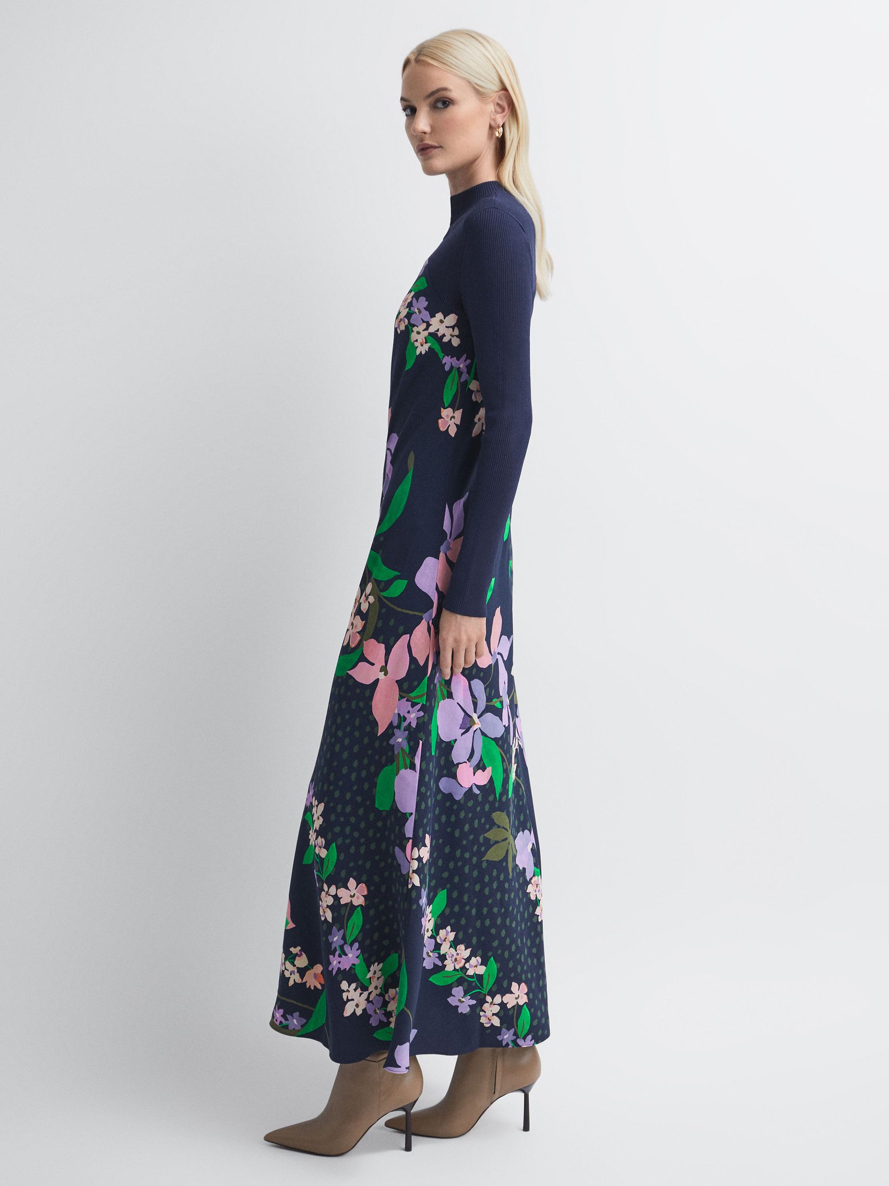 Florere Hybrid Knit Midi Dress in Navy - Image 4 of 5