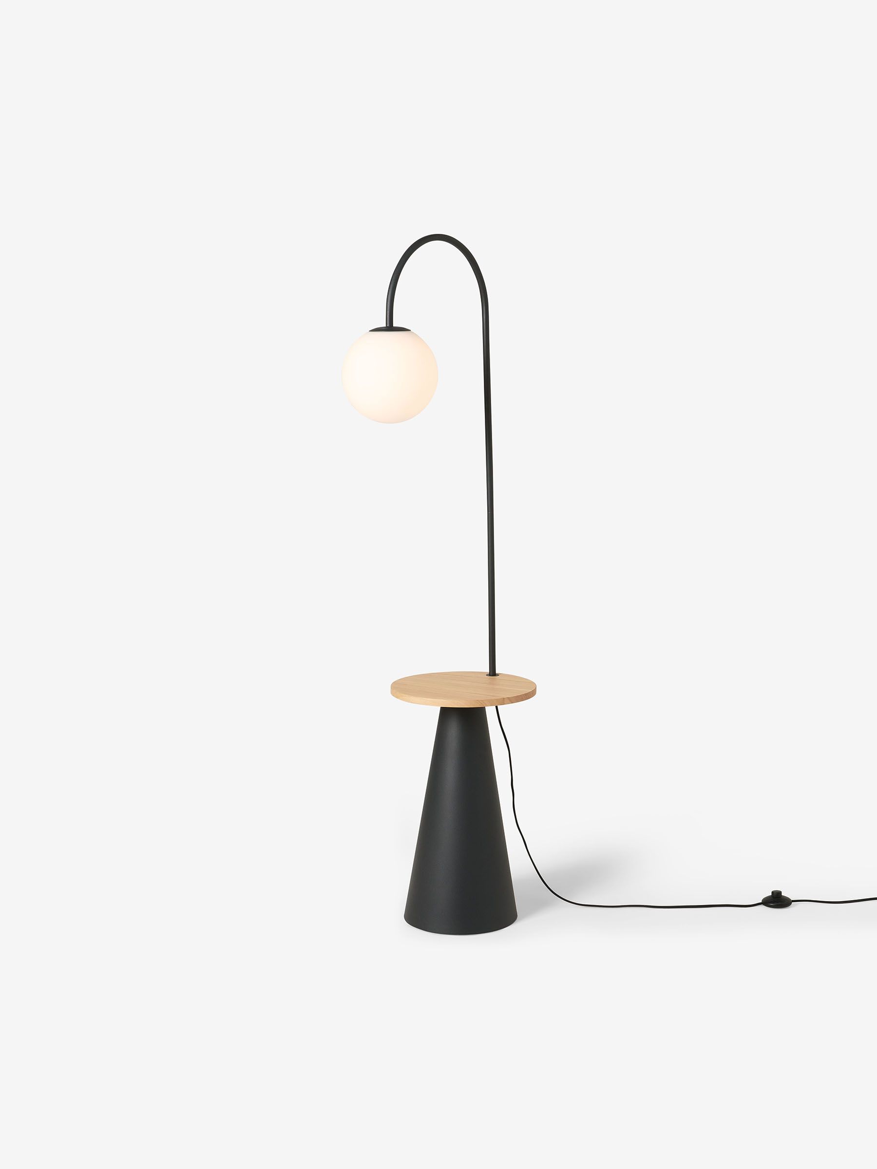 Vars Floor Lamp in Black - Image 1 of 3
