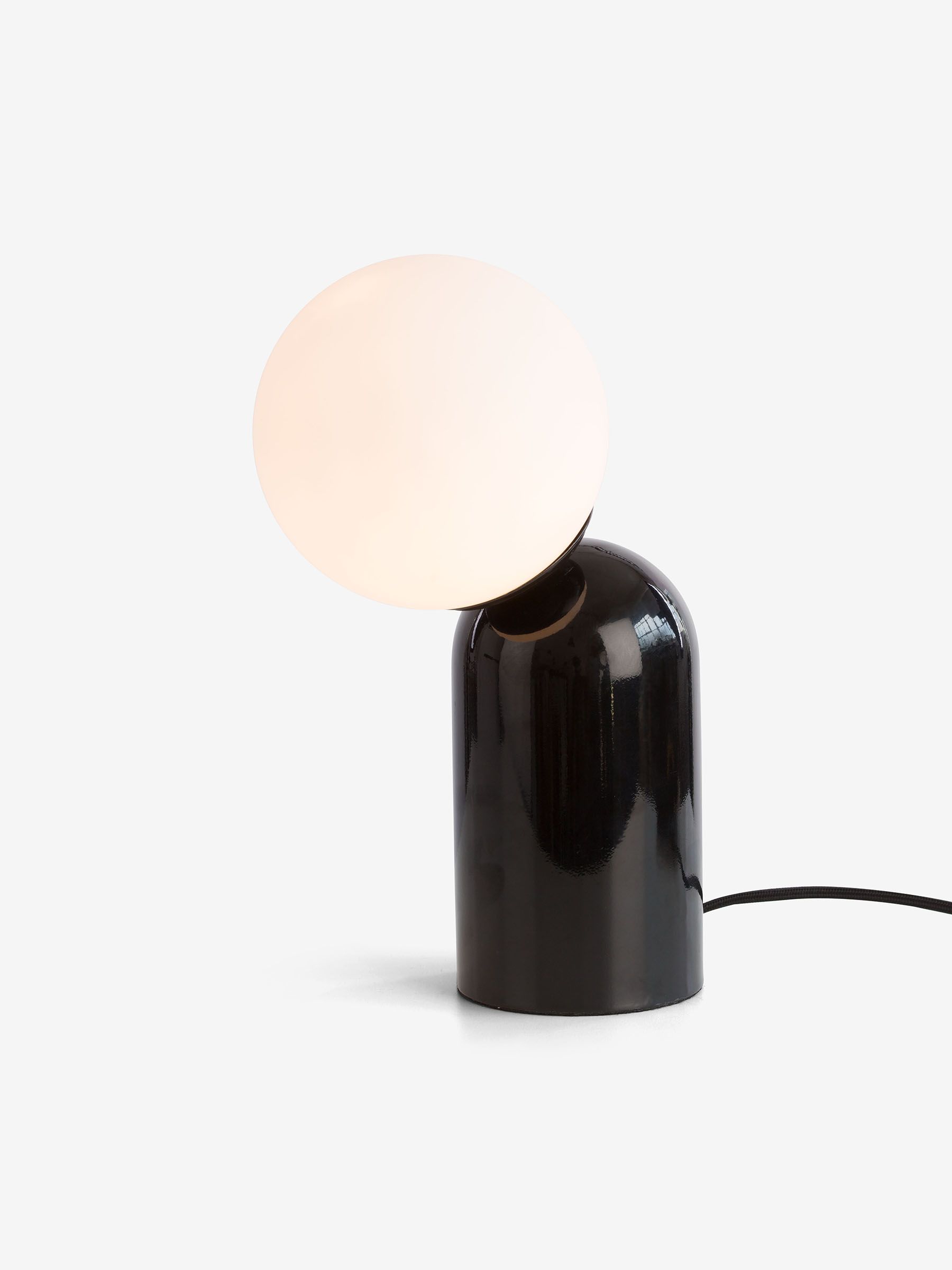 Vetro Table Lamp in Black - Image 2 of 7