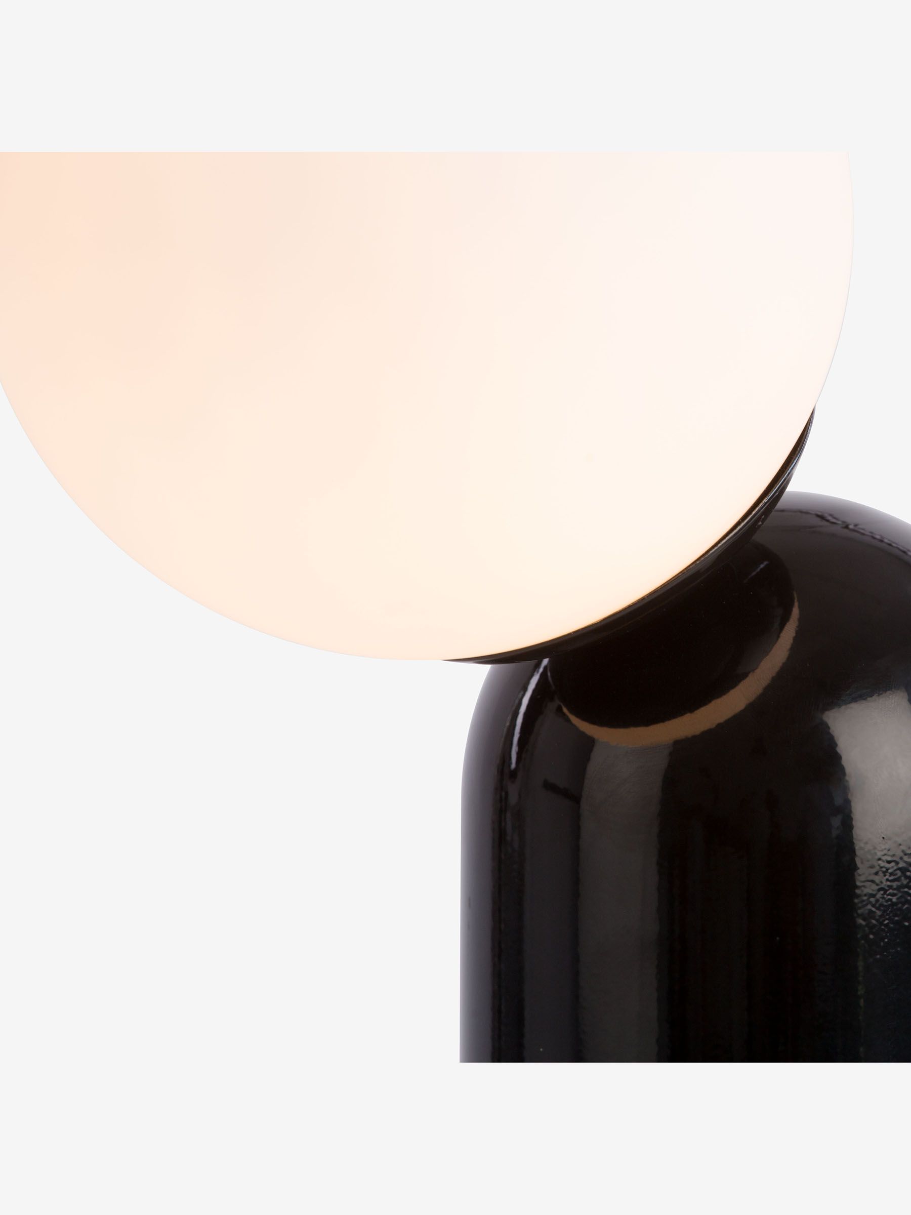 Vetro Table Lamp in Black - Image 3 of 7