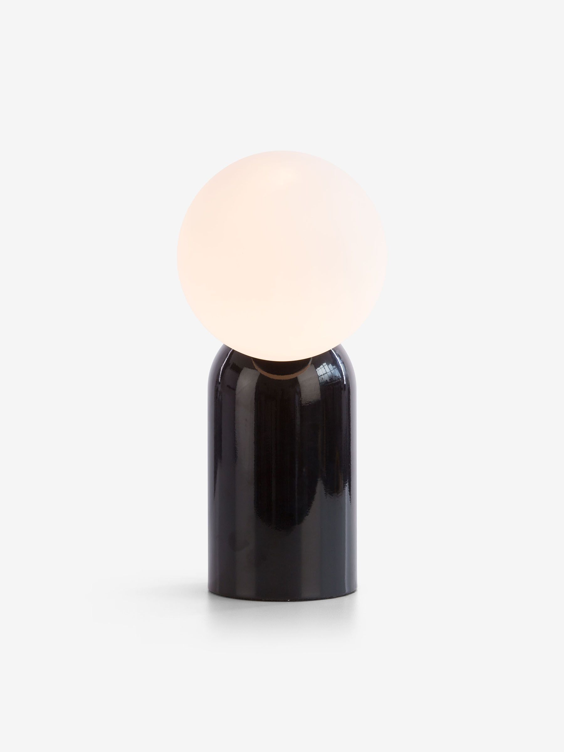 Vetro Table Lamp in Black - Image 4 of 7