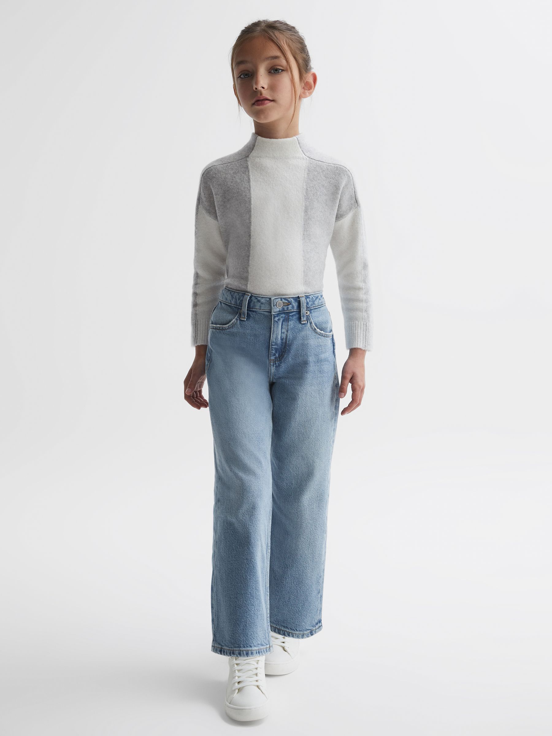 Junior Straight Leg Sequin Detail Jeans in Denim - Image 3 of 6