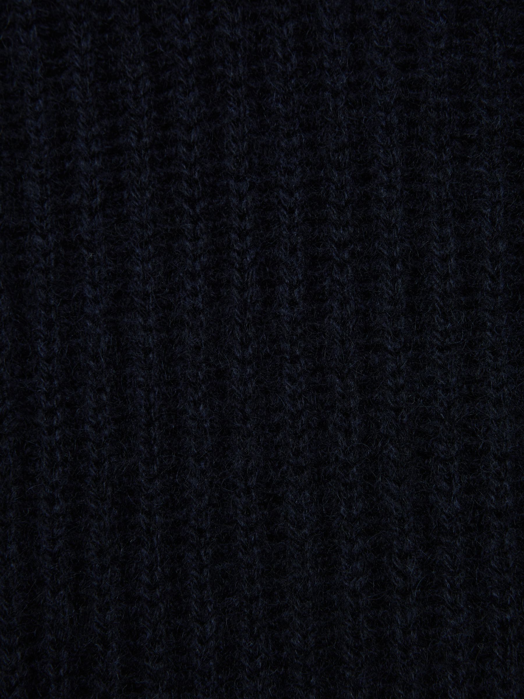Atelier Cashmere Ribbed Crew Neck Jumper in Navy - Image 6 of 6