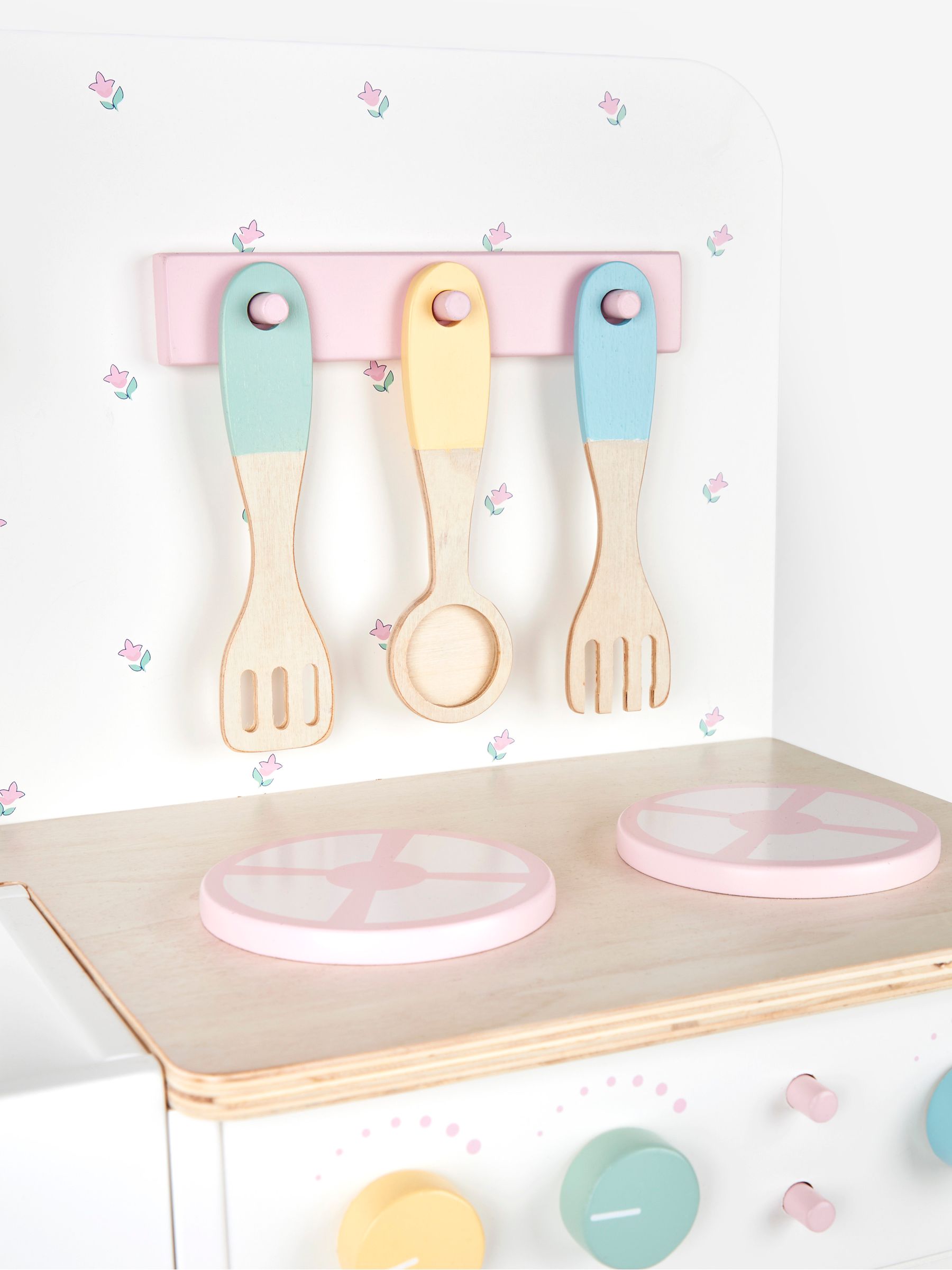 Pretty Ditsy Play Kitchen - Image 9 of 11