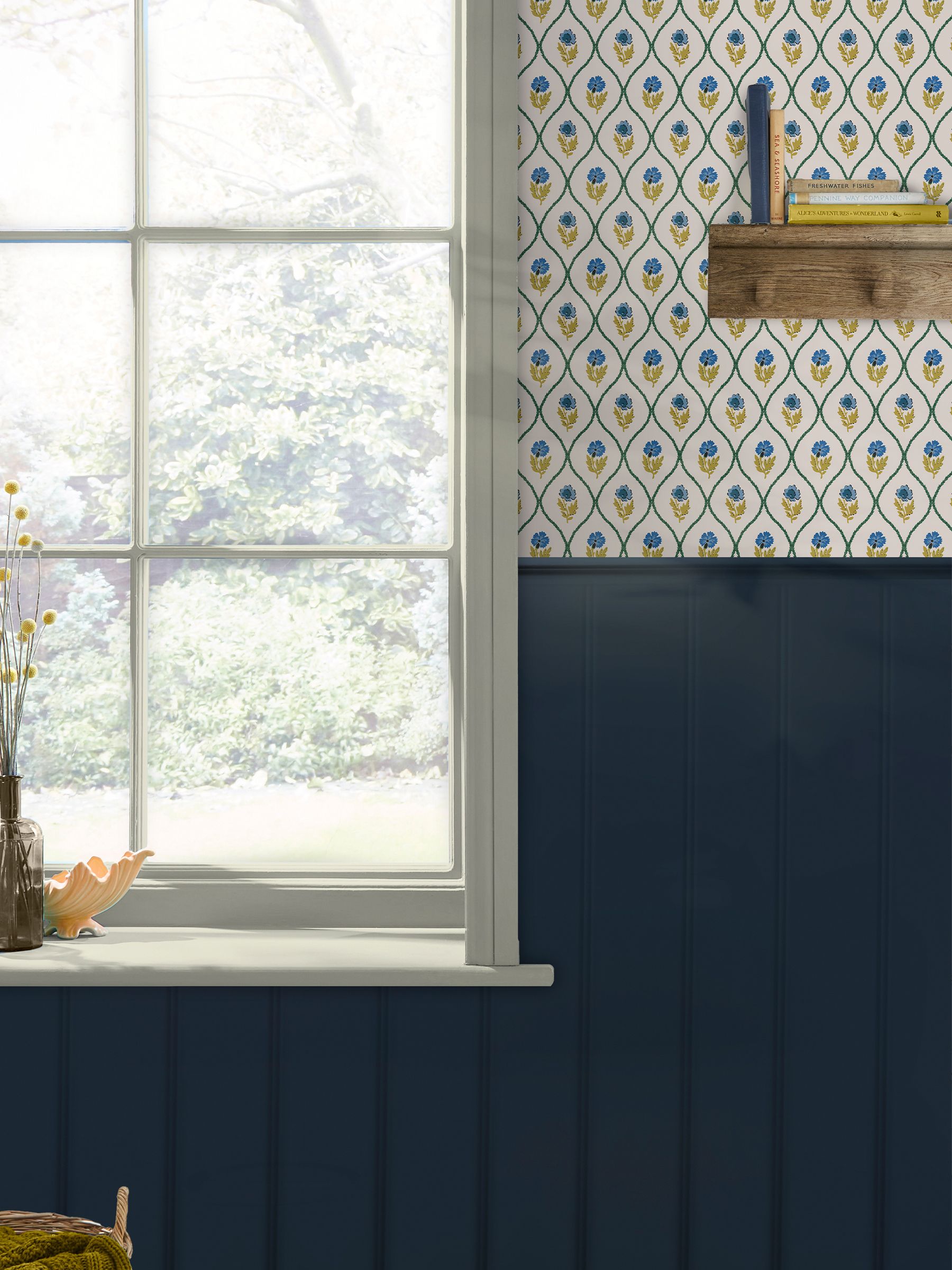 Gold Trellis Floral 10M Wallpaper - Image 1 of 4