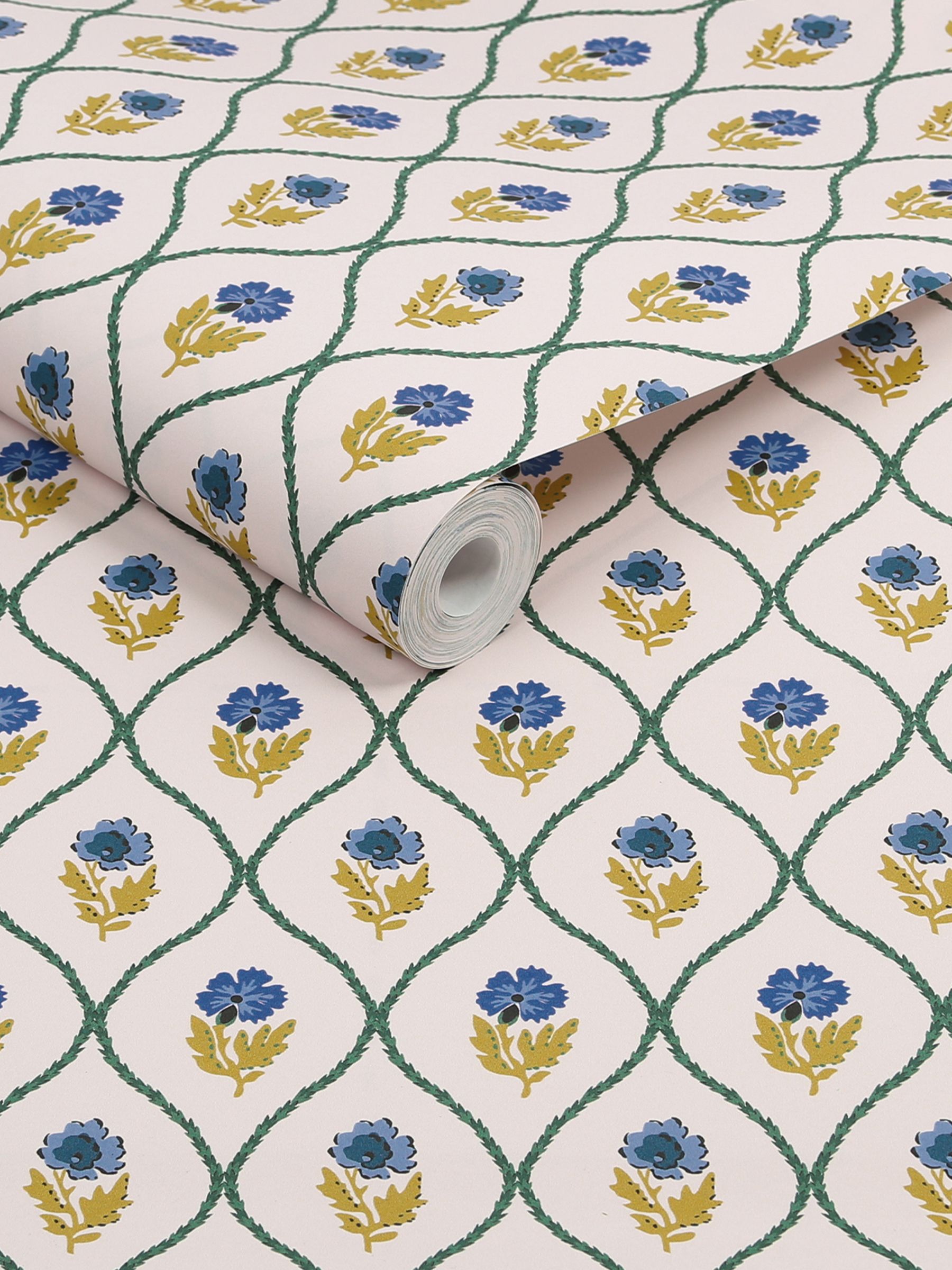 Gold Trellis Floral 10M Wallpaper - Image 3 of 4