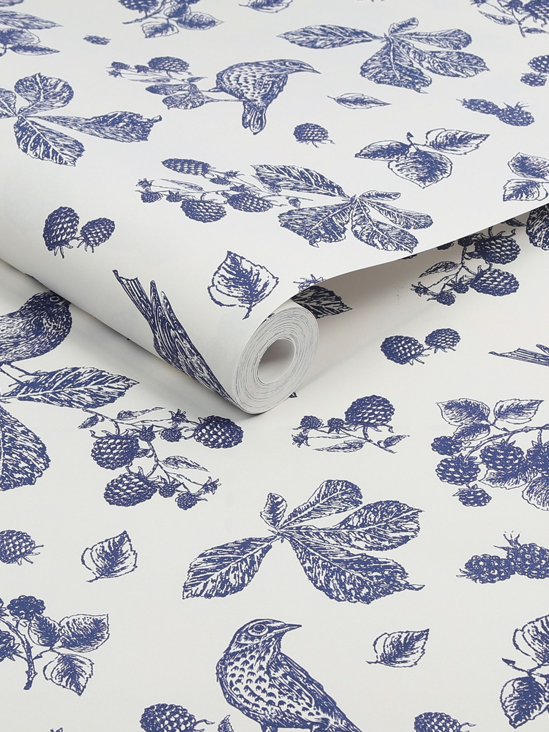 Cream Blackberry Bird 10M Wallpaper - Image 3 of 4