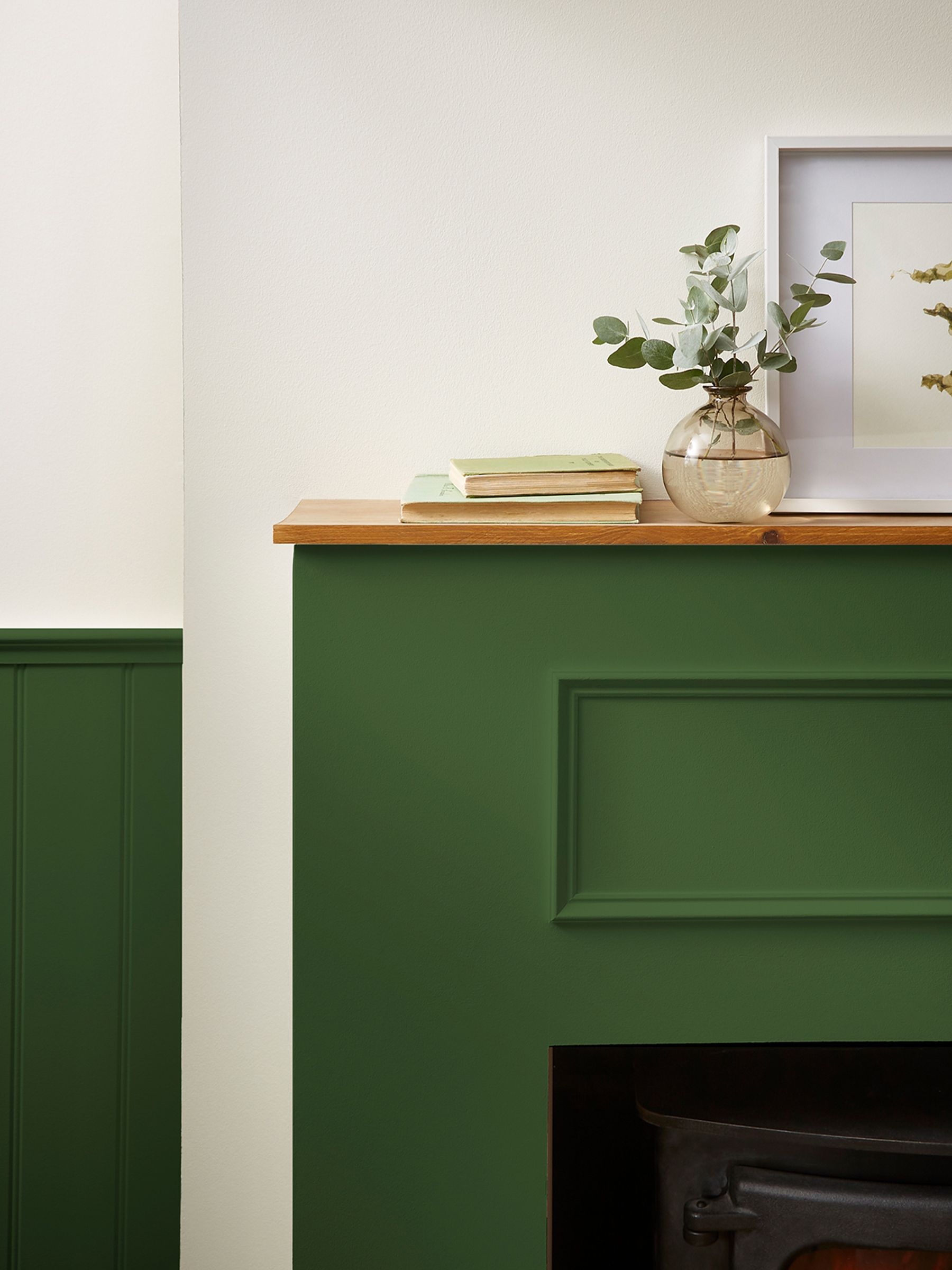 Peak Green Multi Surface Matt Emulsion - Image 1 of 4