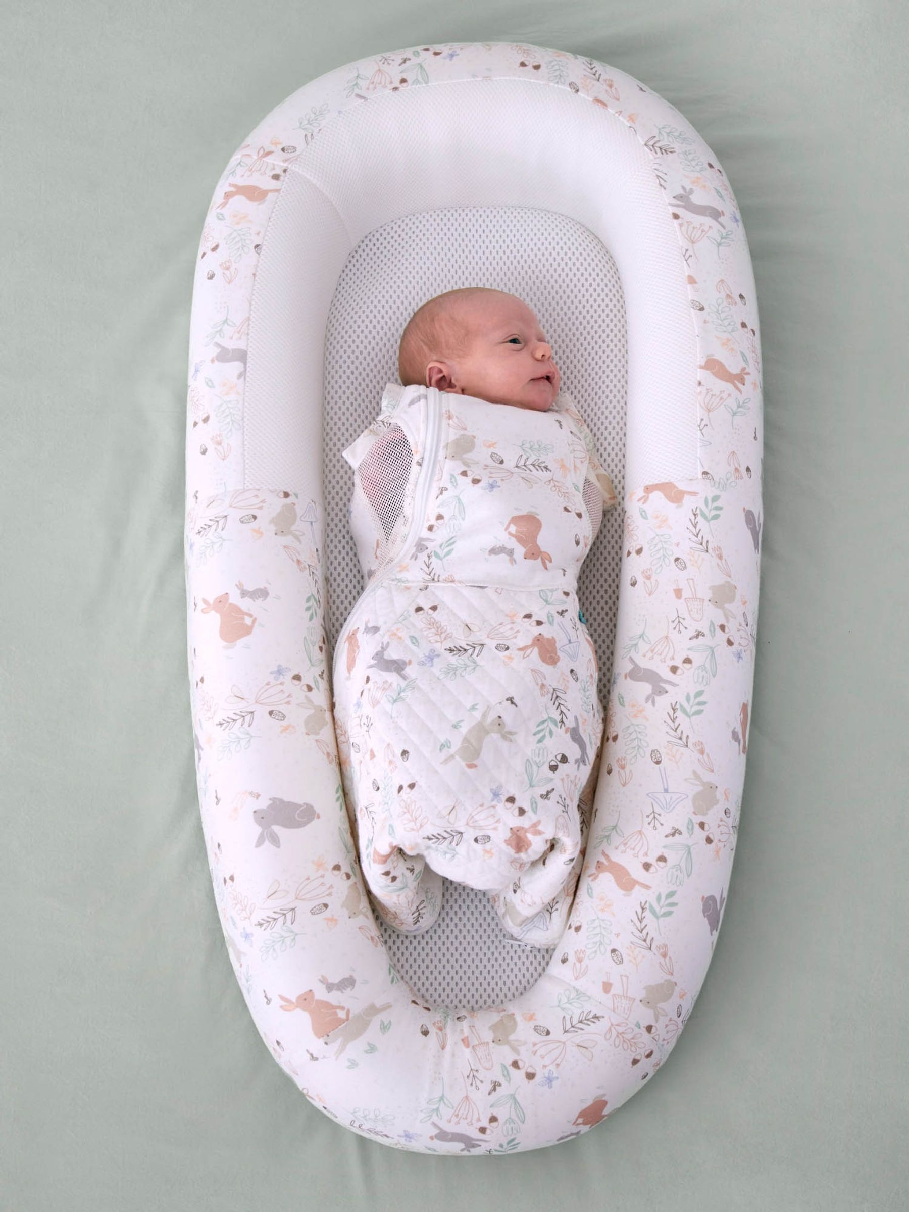 White Purflo Sleep Tight Baby Bed - Storybook Nutmeg - Image 3 of 7