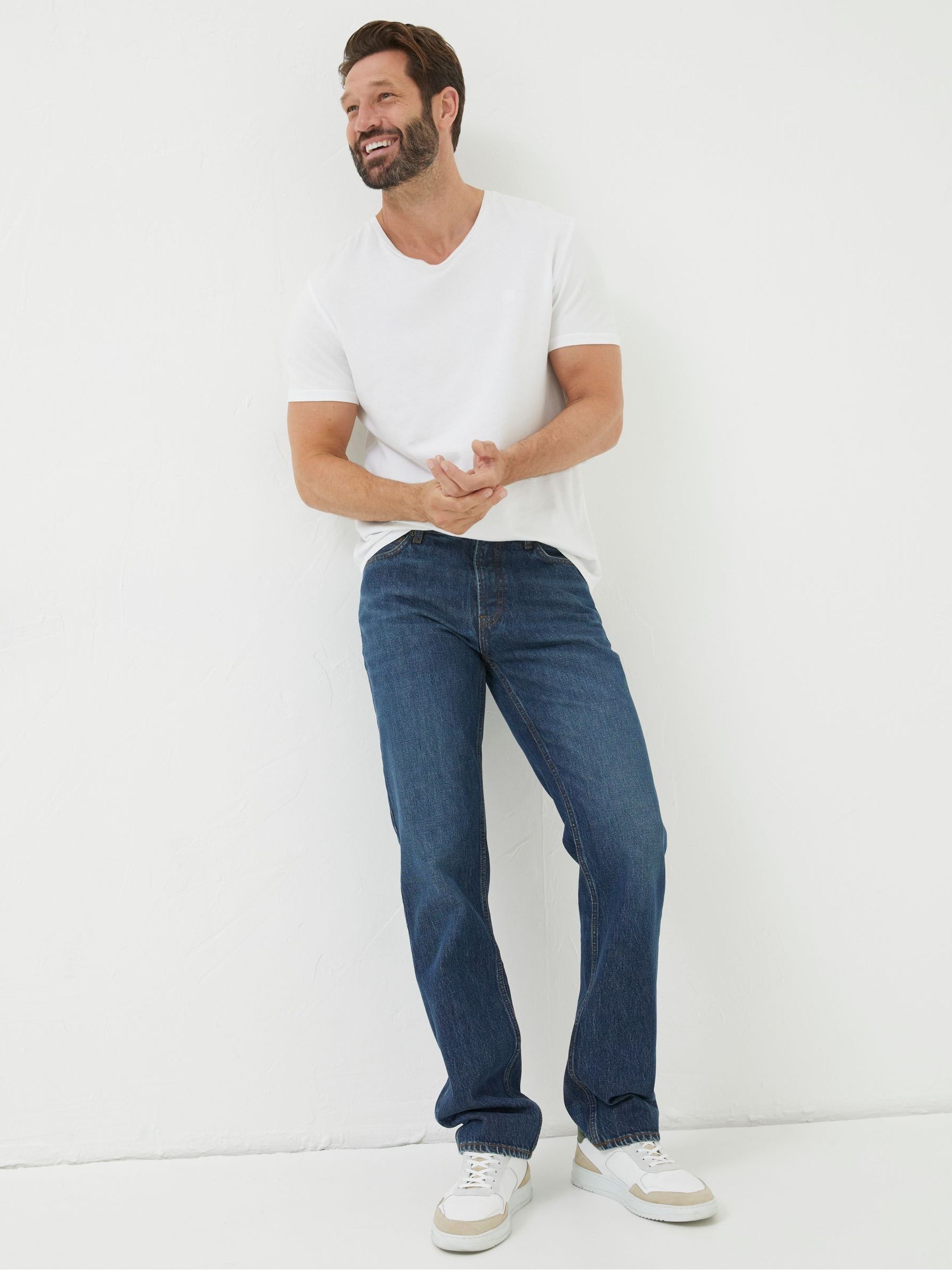 Blue Jeans - Image 2 of 5 Blue Jeans - Image 2 of 5