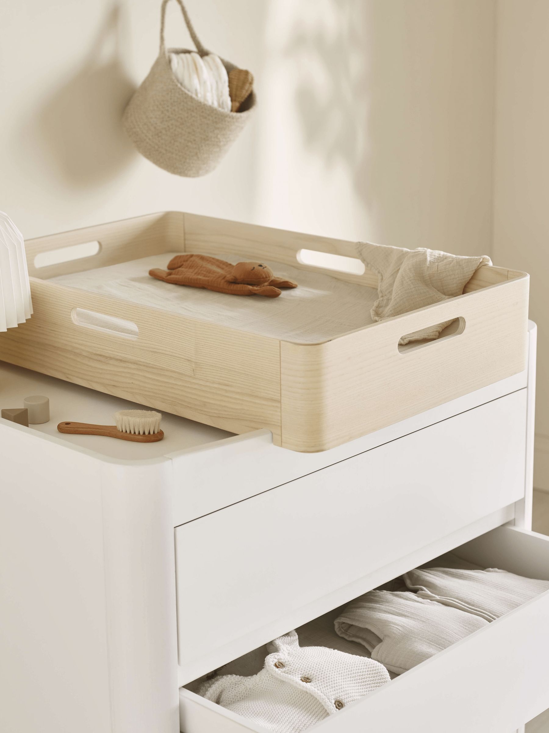 Gaia Baby Natural Hera Changing Station With Changing Pad - Image 1 of 4