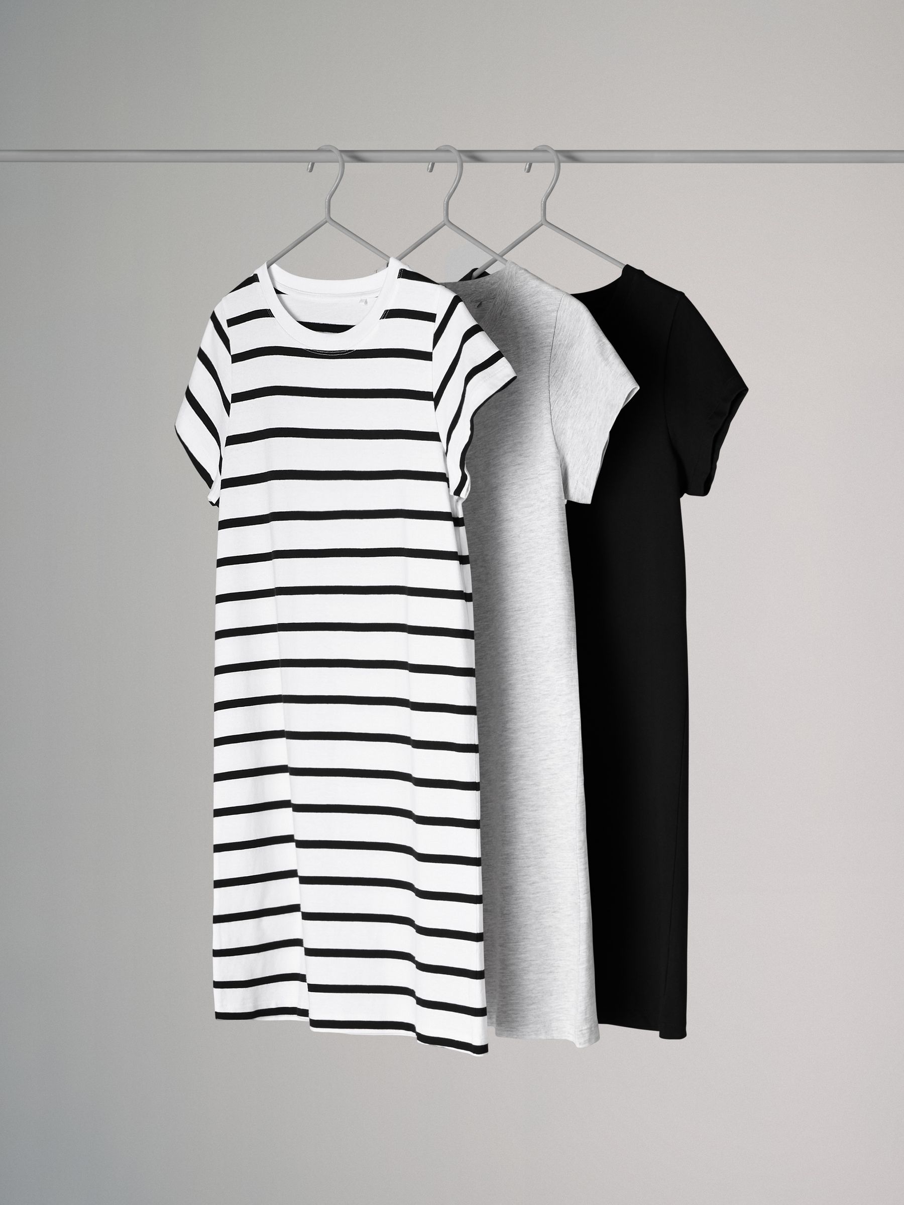 3 Pack 100% Cotton Short Sleeve T-Shirt Dresses - Image 1 of 5 3 Pack 100% Cotton Short Sleeve T-Shirt Dresses - Image 1 of 5