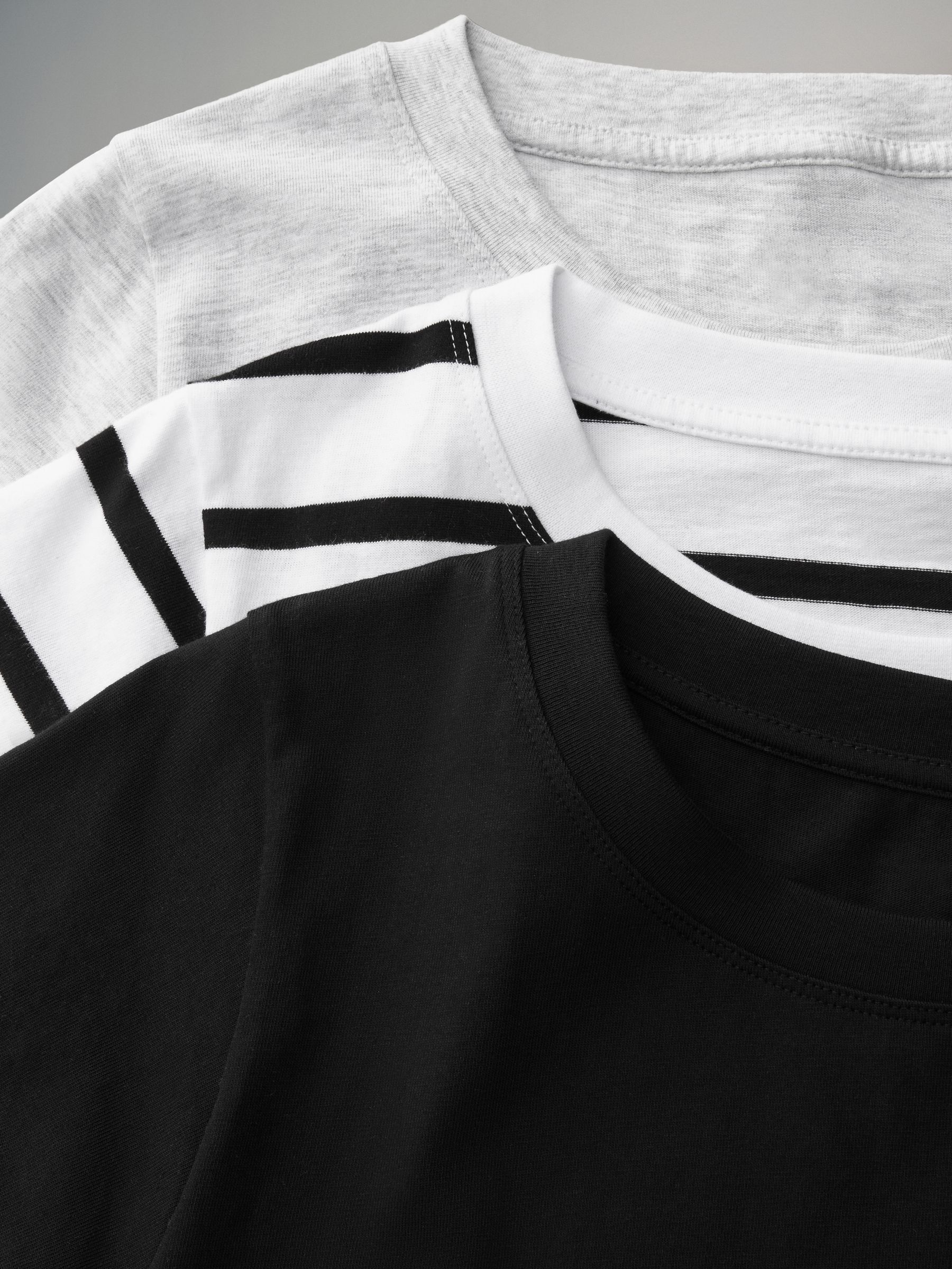 3 Pack 100% Cotton Short Sleeve T-Shirt Dresses - Image 5 of 5 3 Pack 100% Cotton Short Sleeve T-Shirt Dresses - Image 5 of 5