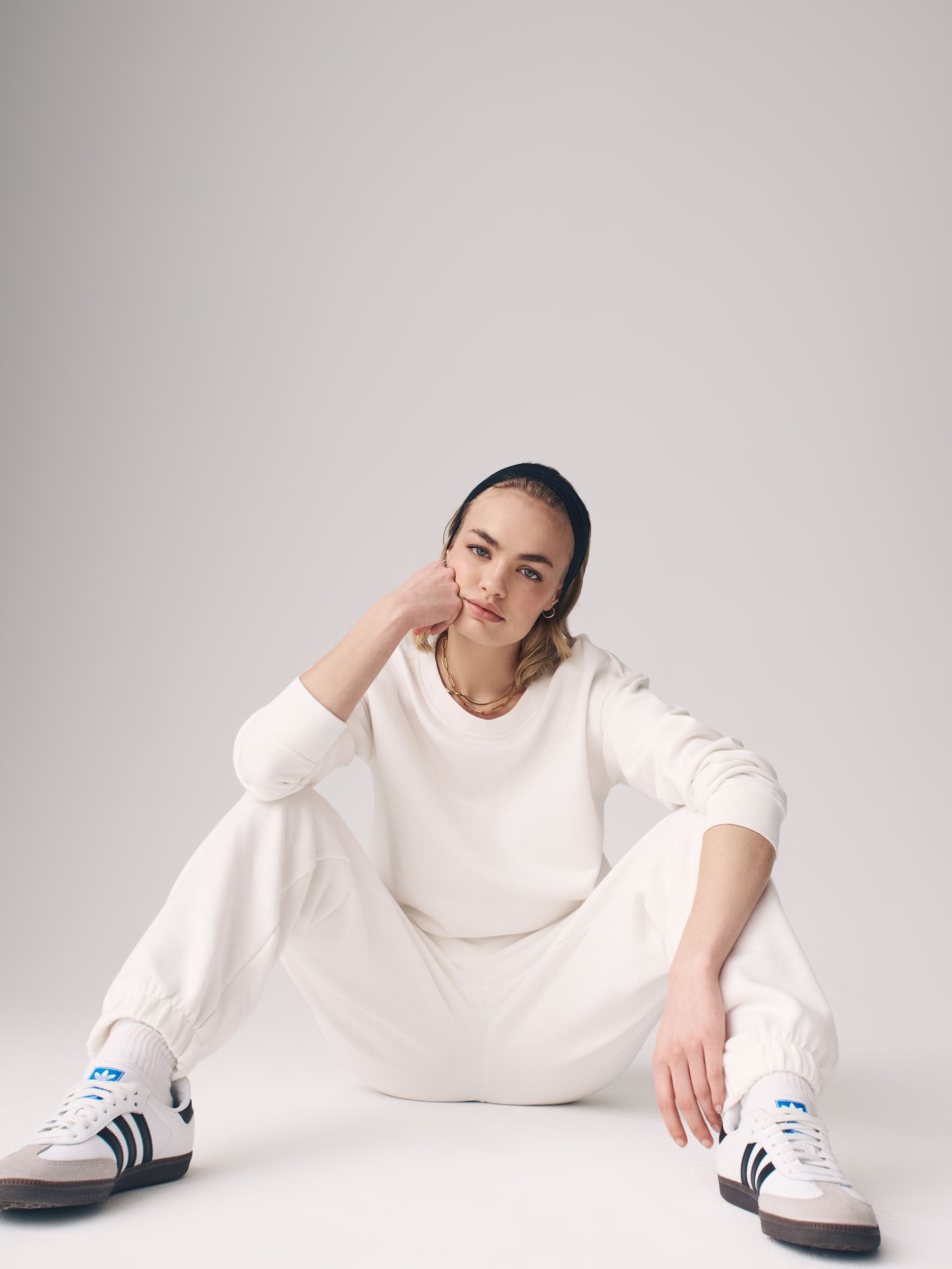 2 Pack Crew Neck Sweatshirts - Image 3 of 5