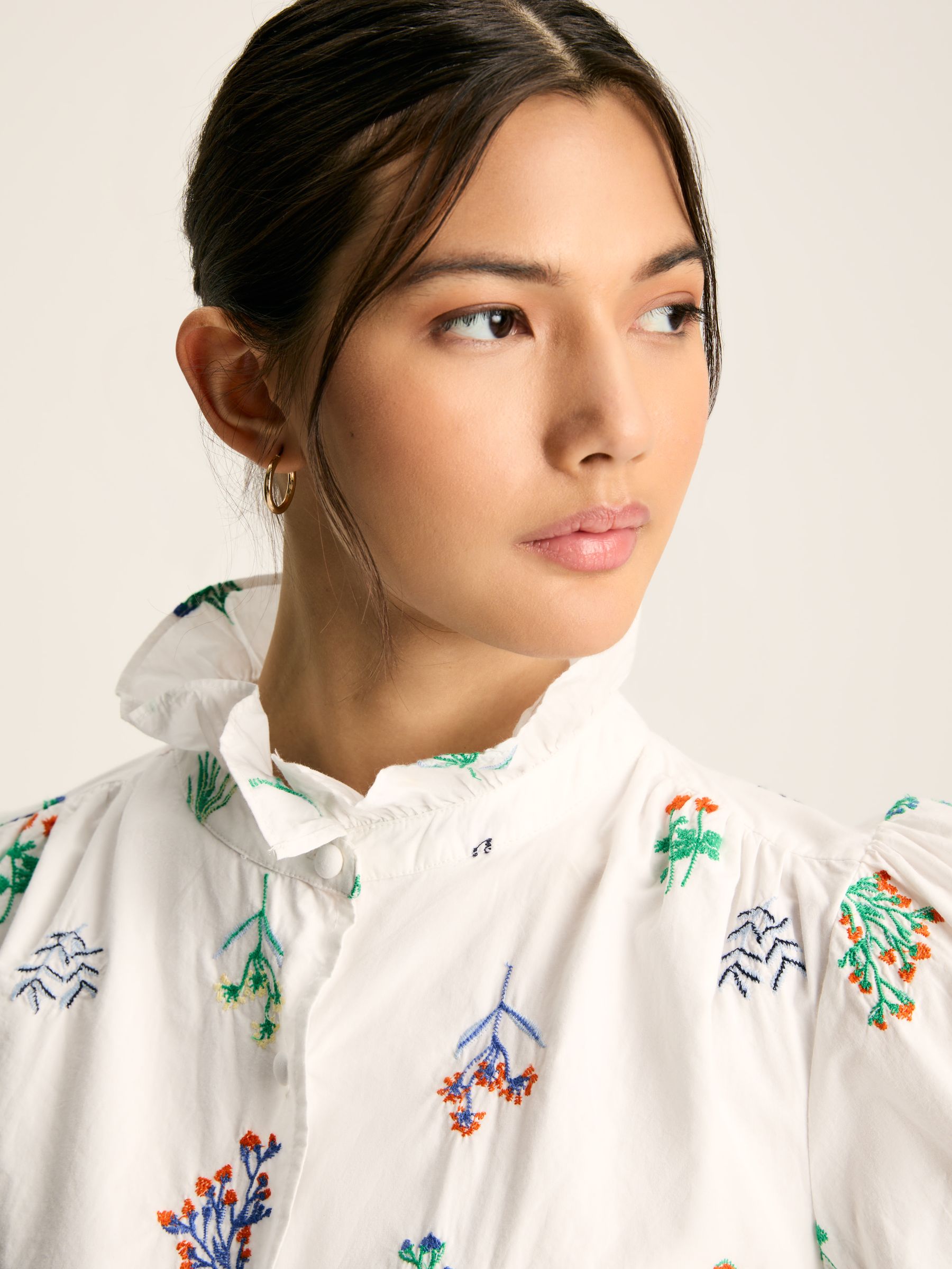 Iris White Embroidered Blouse - Image 6 of 7