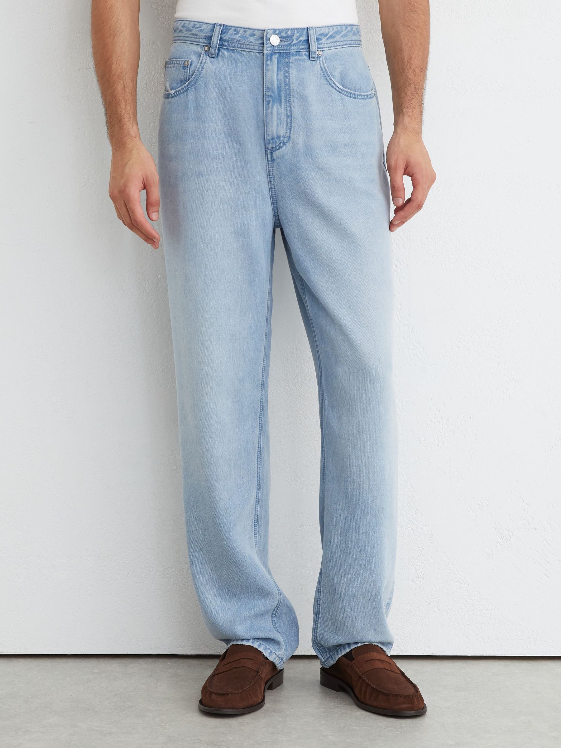 Straight-Fit Distressed Jeans in Light Wash Blue - Image 3 of 7