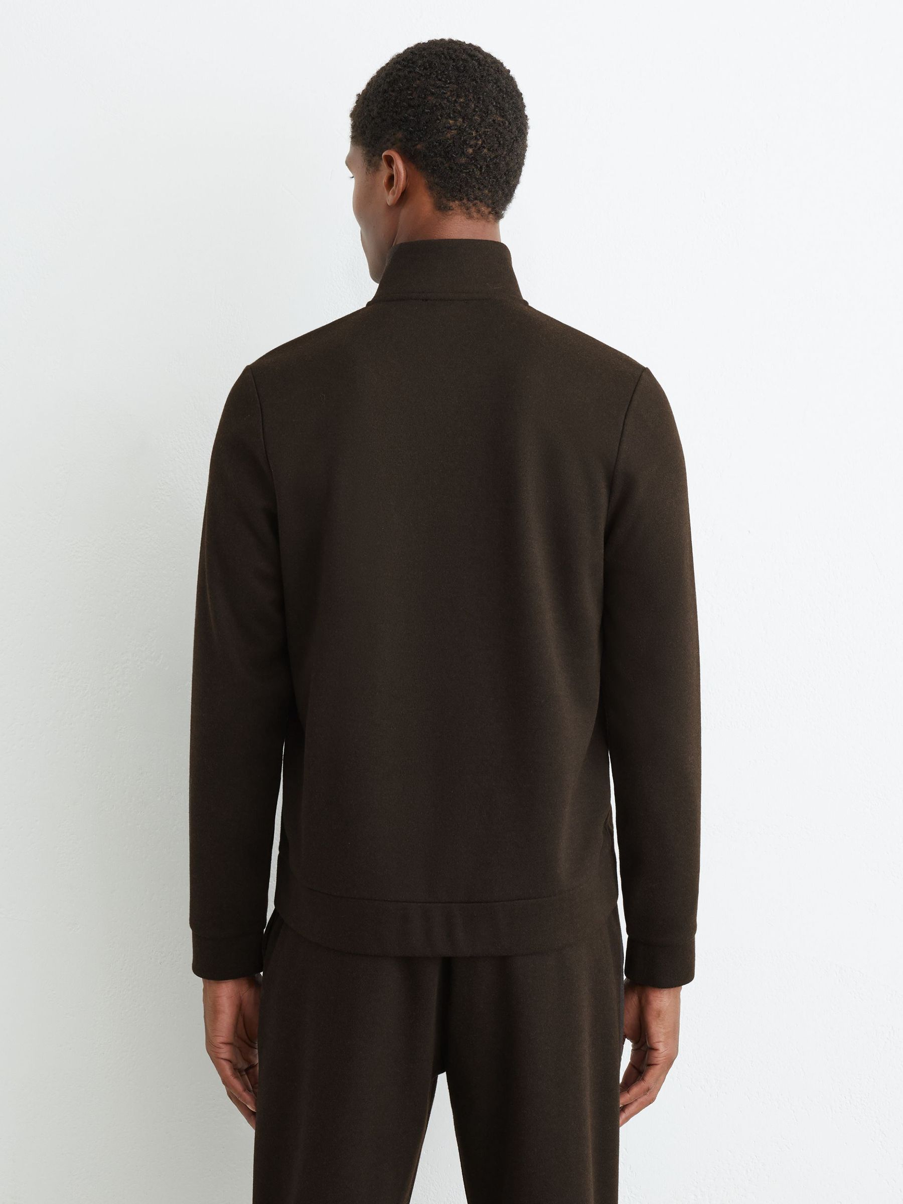 Herringbone Patch-Pocket Zip-Through Jacket in Dark Brown - صورة 5 من 6