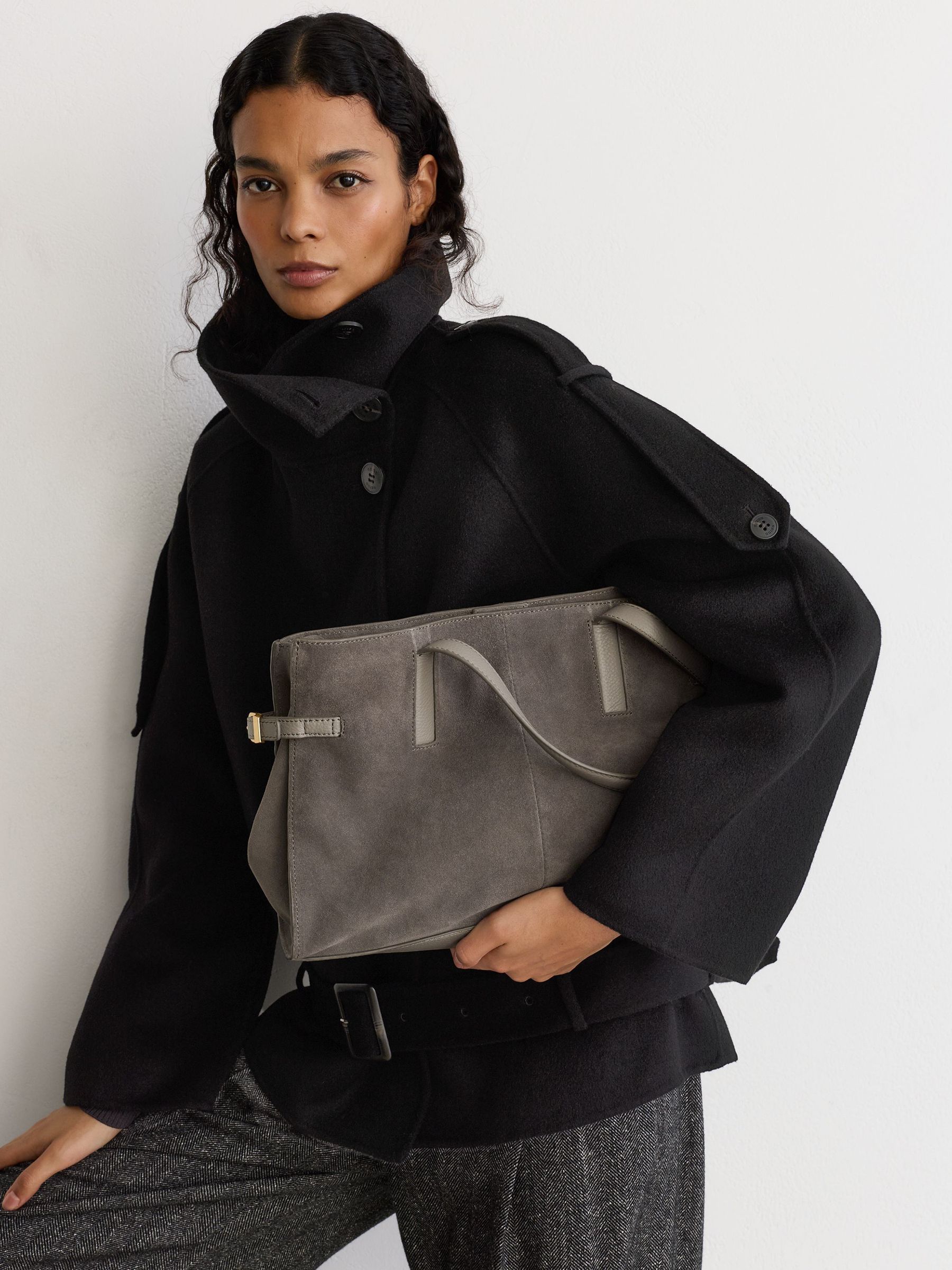 Suede Medium Tote Bag in Grey - Bild 1 von 6